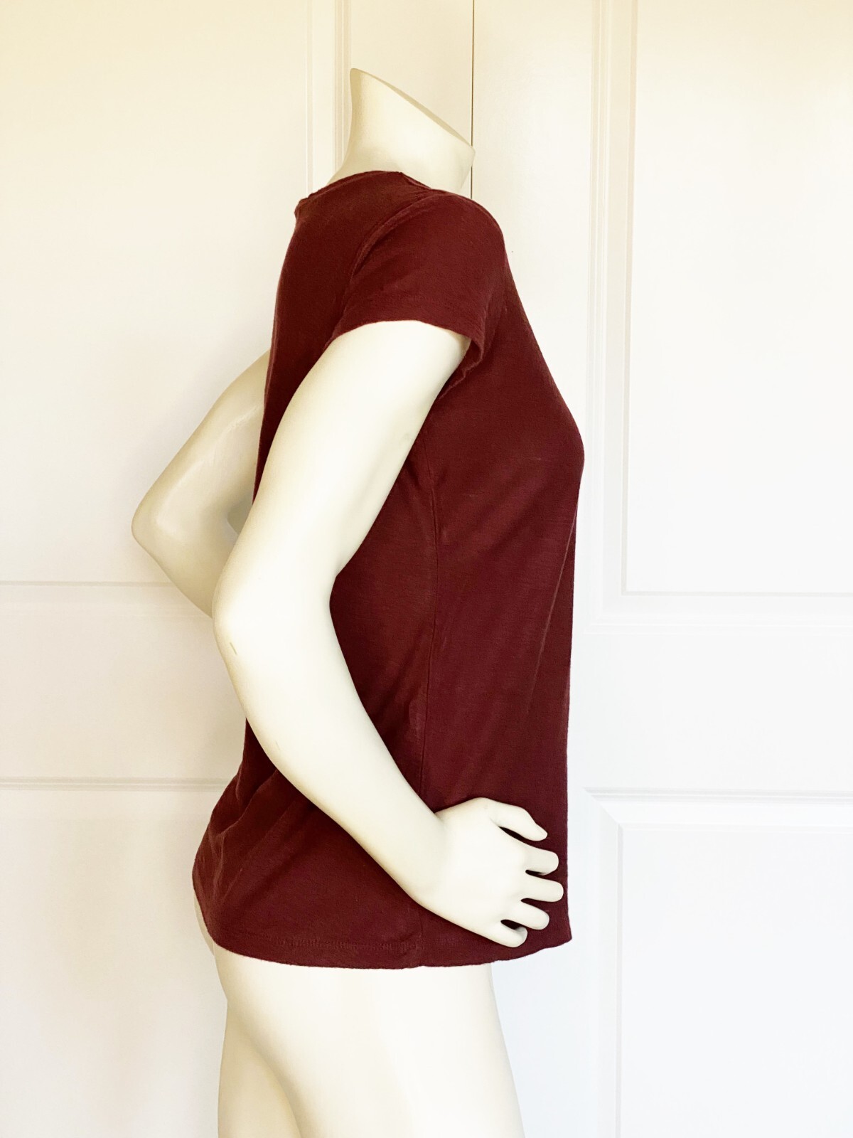STANDARD JAMES PERSE OXBLOOD COTTON BLEND SHORT SLEEVE T-SHIRT SIZE: 1