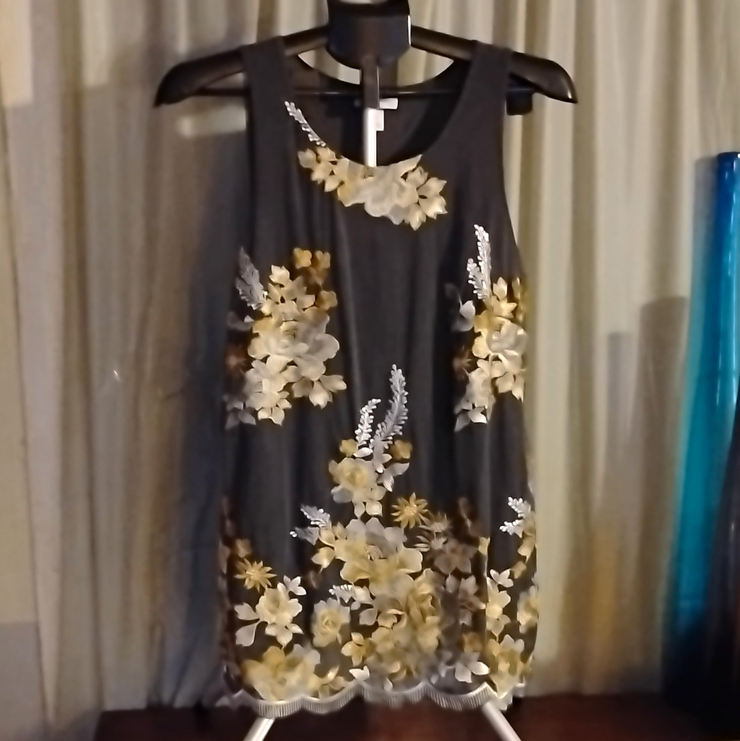Charter Club Black Floral Embroidered Round Neck Sleeveless Top S
