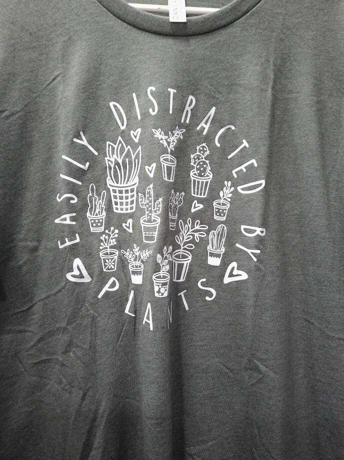 Easily Distracted by Plants Gray T-Shirt 2XL MADE IN USA Chest 25 Length 27 in