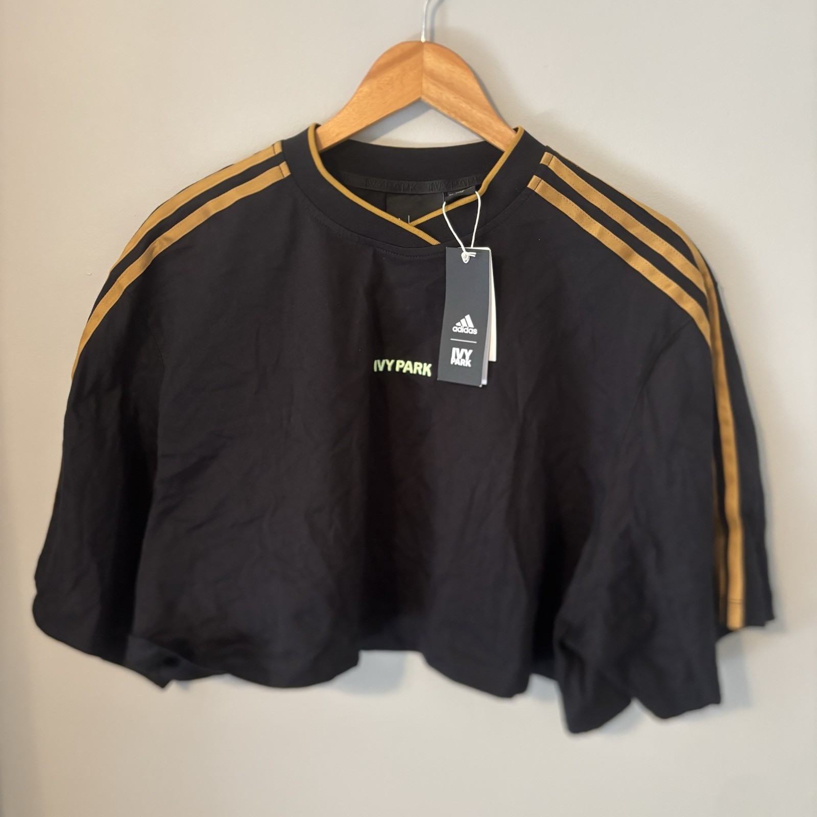 Adidas x Ivy Park Black 3-Stripe Crop Tee Shirt Medium Beyoncé Collab GR1433