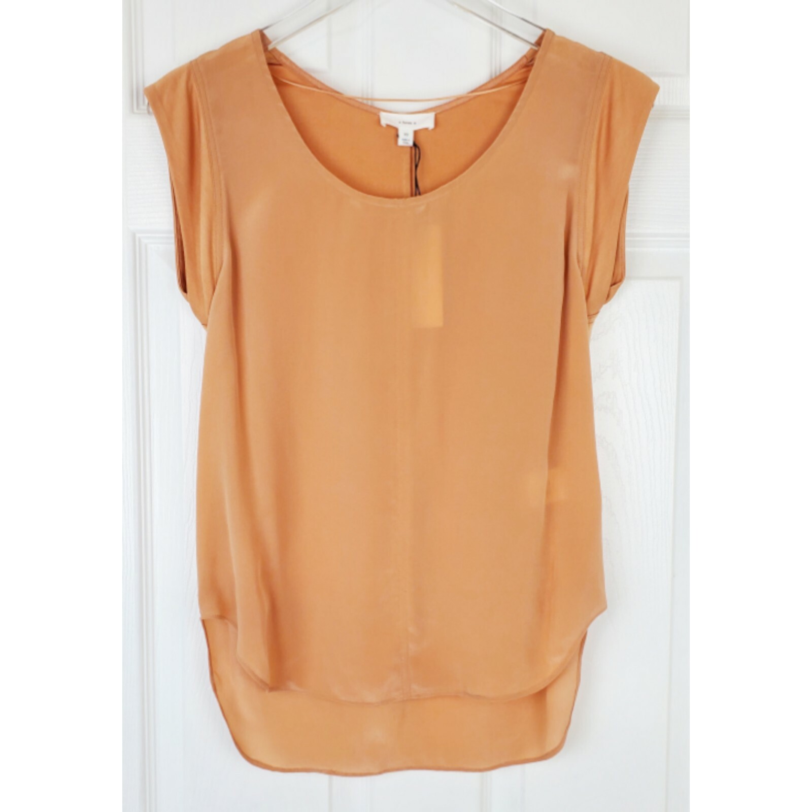 a loves a clay silk fabric mix woven sleeveless blouse Size XS retail 119 NWT