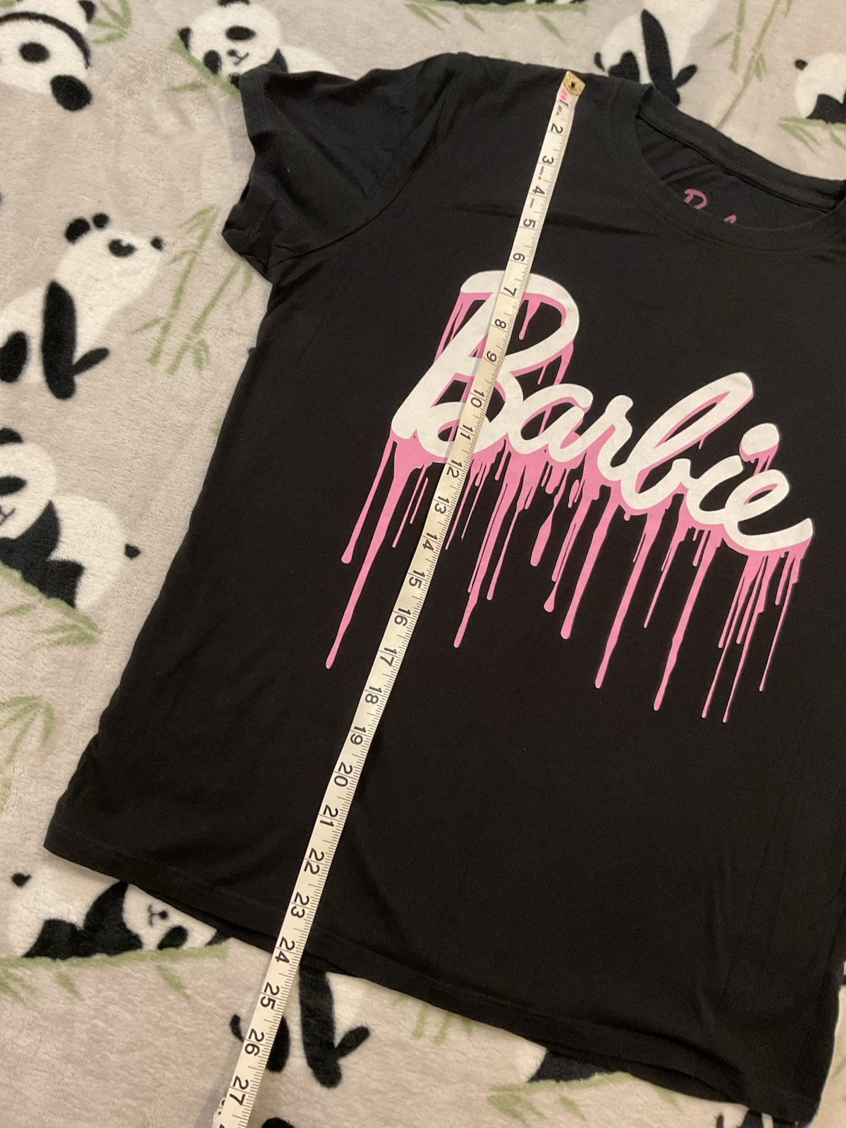 Barbie Mattel Women’s T-Shirt Size Medium Black Graphic Drip Hybrid Wet Paint