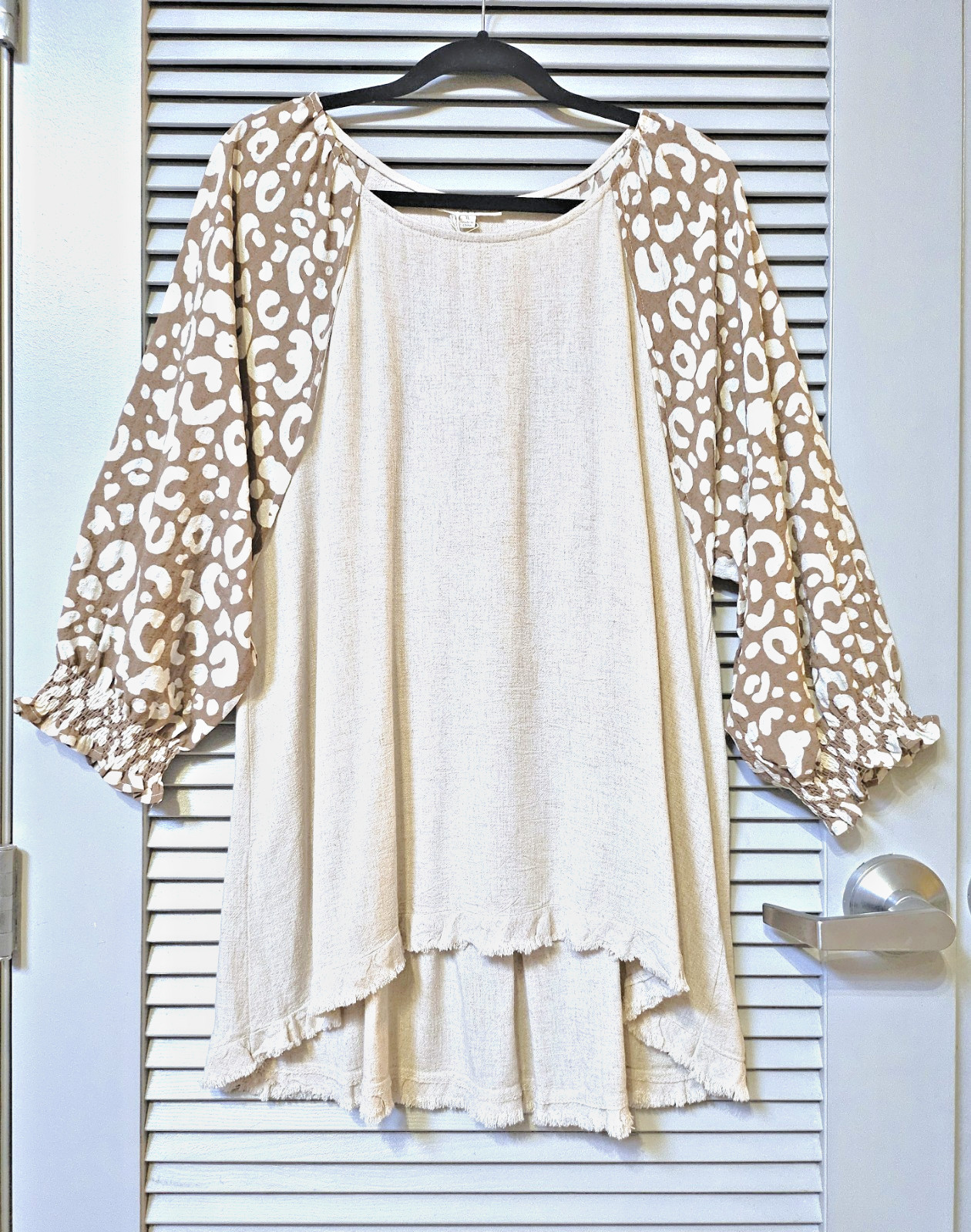 3/4 oat leopard print slev hi-low fringe detail hem top XL