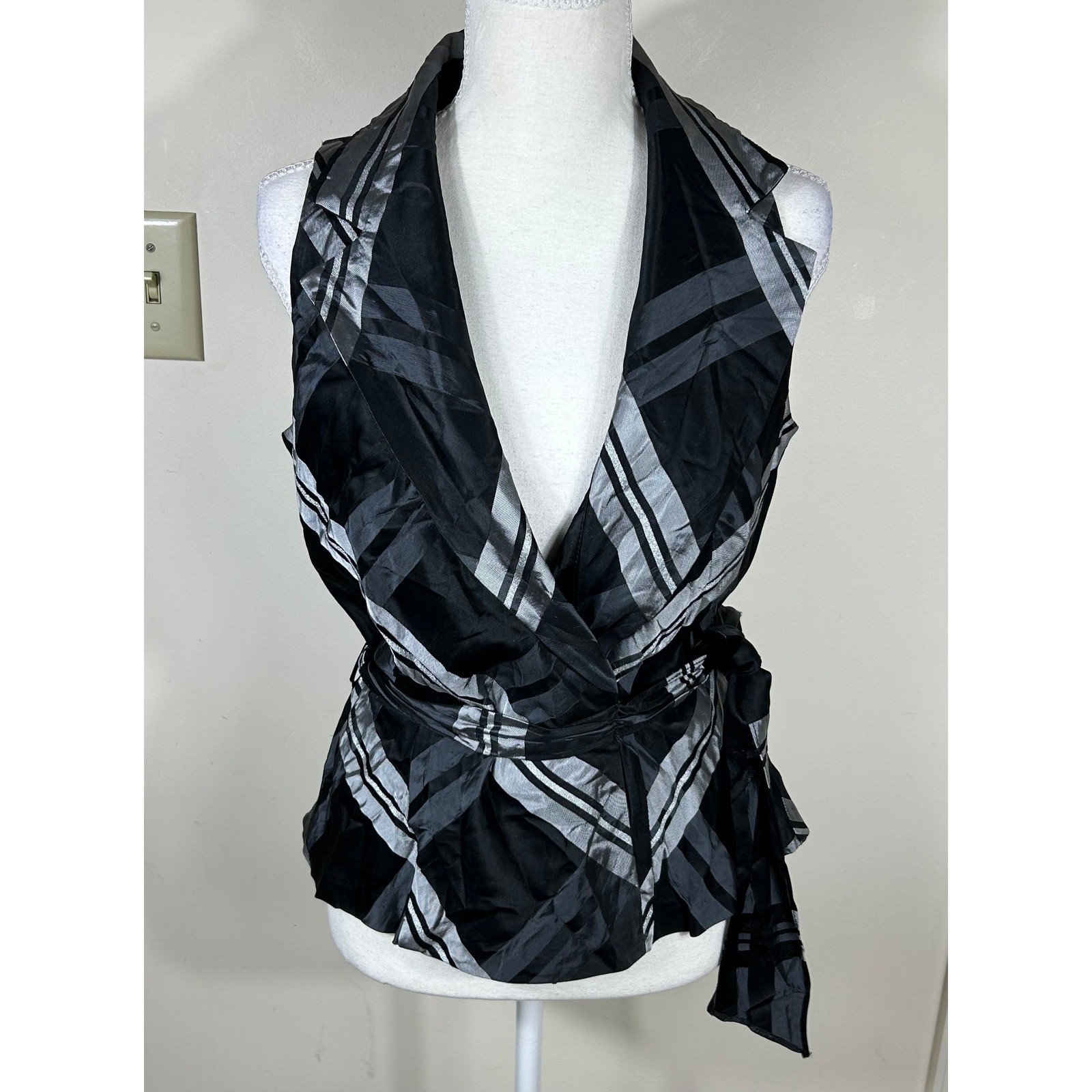 VTG Patra Wrap Top Women 8 Black Silver Plaid Metallic 90s Grunge Dark Academia