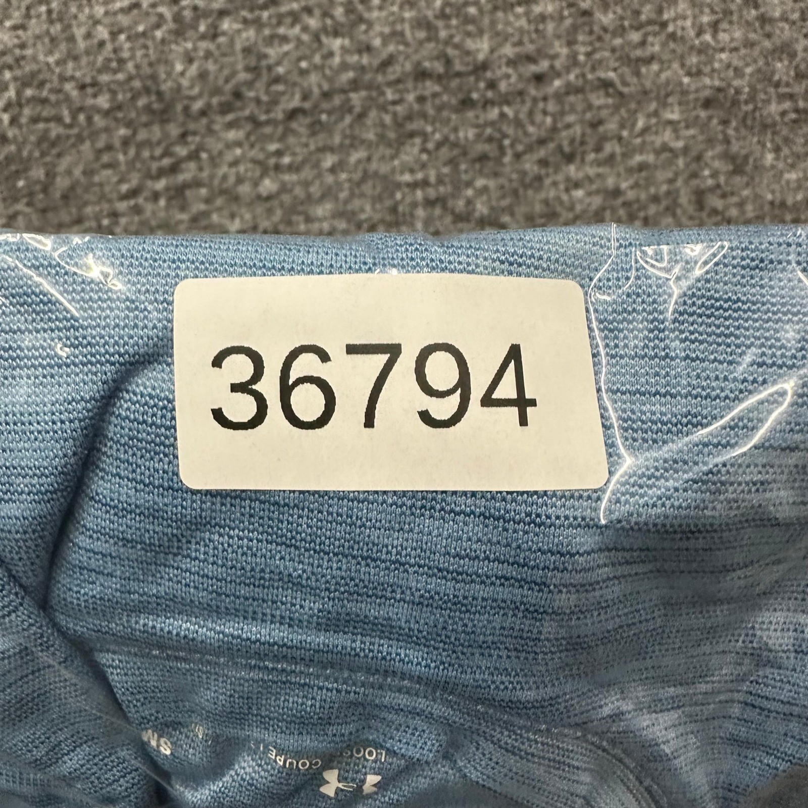 Under Armour Shirt Womens Size Small Blue HeatGear Space Dye Loose Fit Athletic