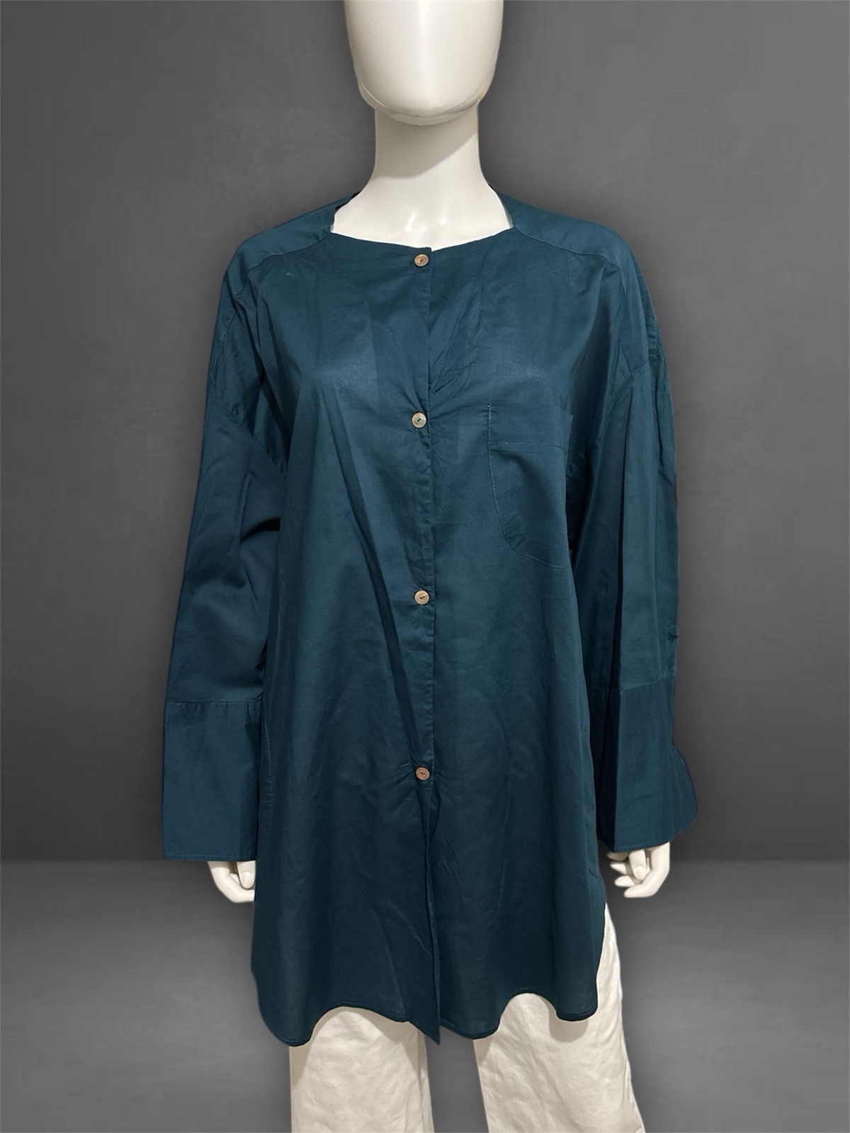 QUARZIA Women’s Turquoise Long Sleeve Blouse Button Front One Size (S,M,L,XL)