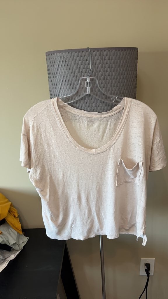Lou & Grey Women’s Beige Linen T-Shirt