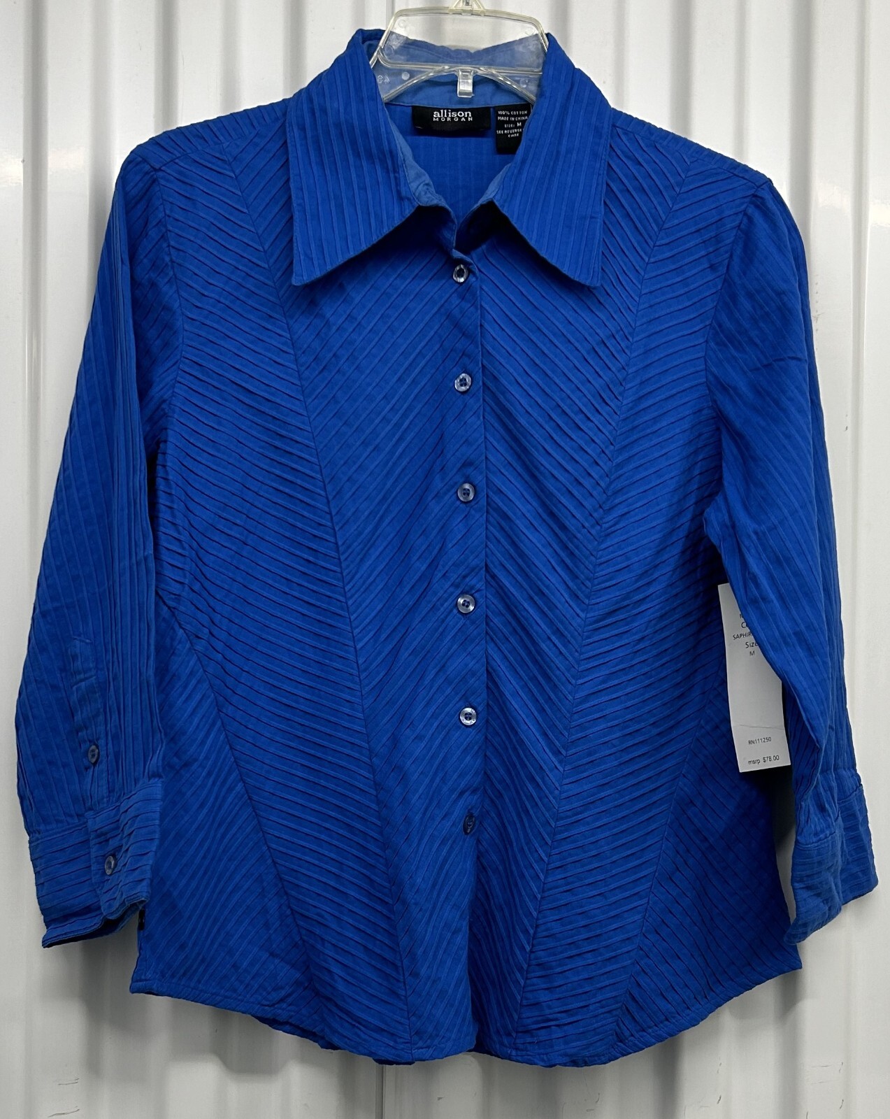 Allison Morgan women tapered Blouse shirt Size Medium Blue Button Down New