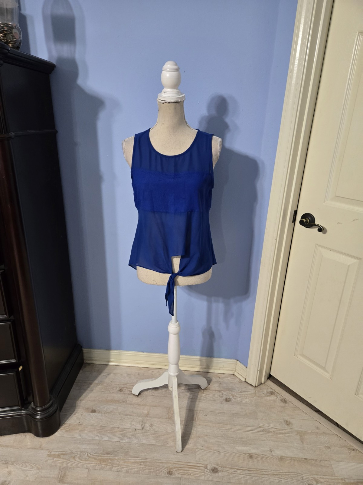 Naked Zebra Medium Womens Blue Sleeveless Sheer Round Neck
