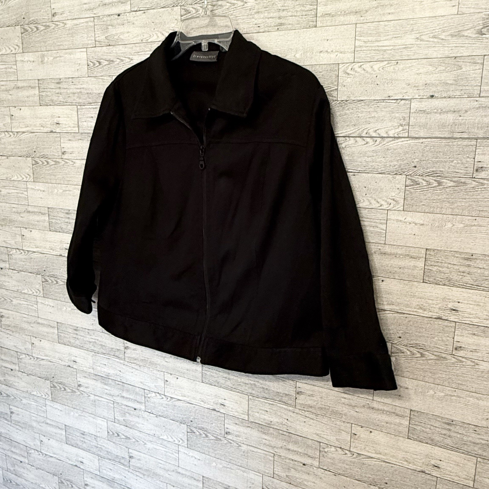 Women’s Relativity Black Full Zip Jacket Size-Large Pockets Cotton/Spandex