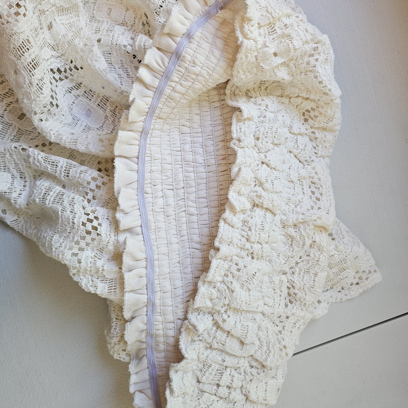 Pretty Garden Boho Strapless Cream Lace Tube Top Womens Size Small
