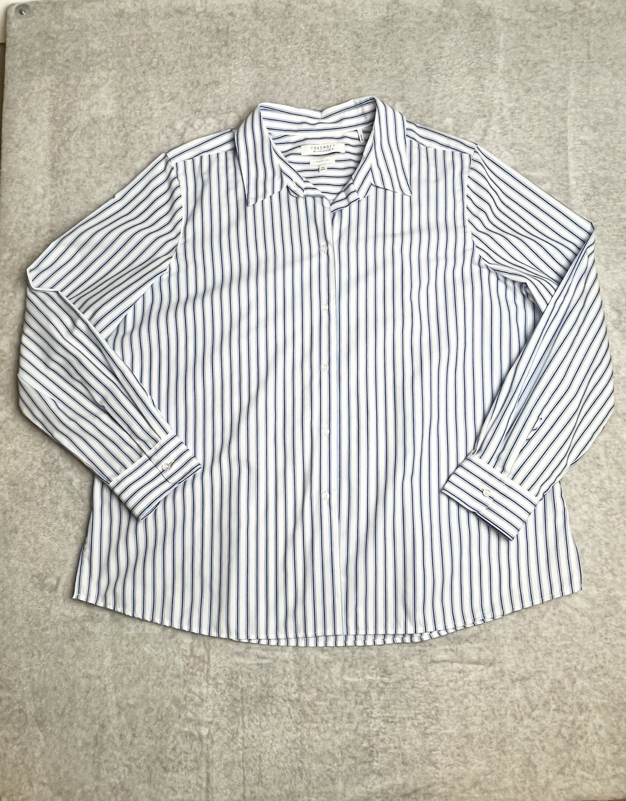 Foxcroft Button Up Top Blouse Wrinkle Resistant Shaped Striped Collared Sz 18