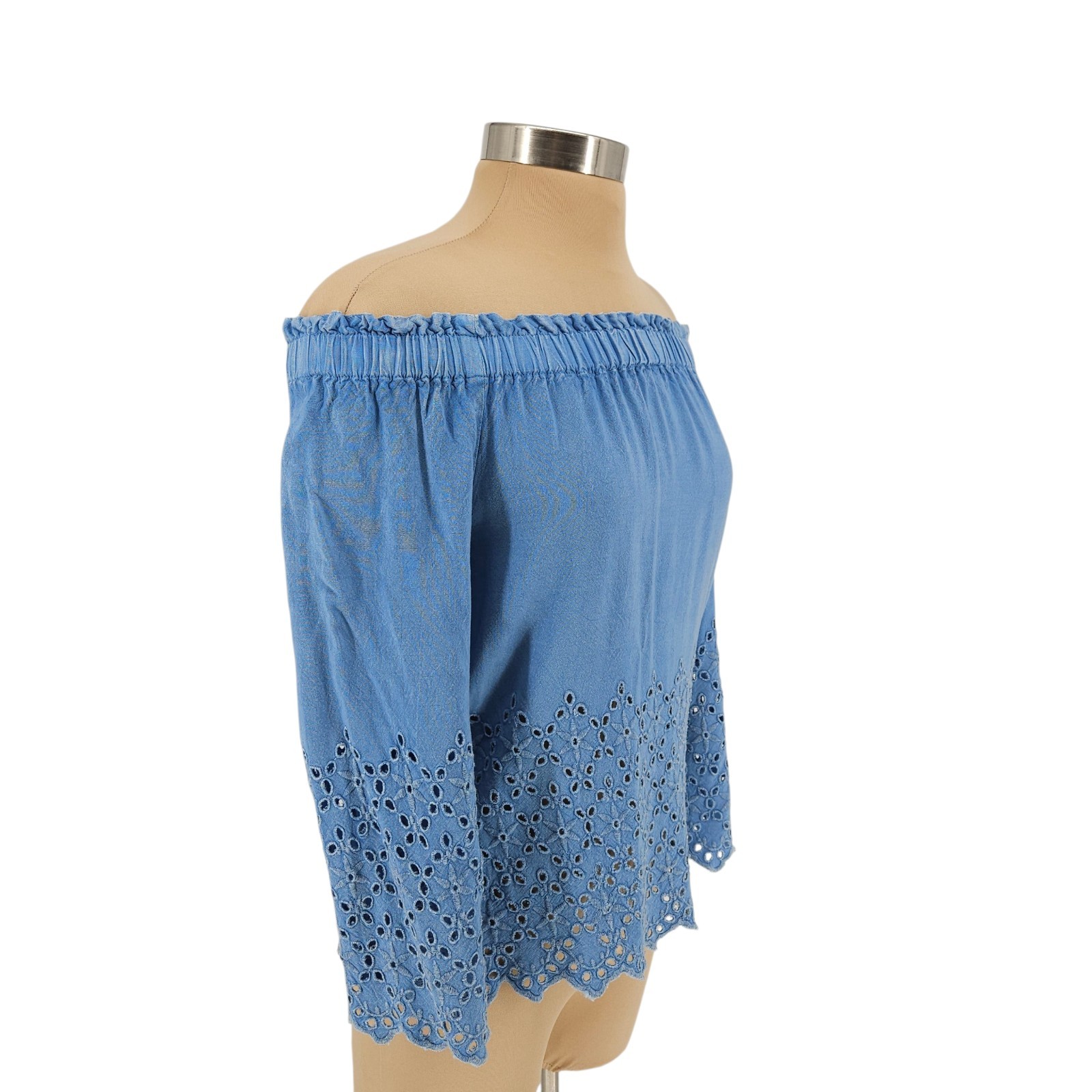 Style Envy Shirt Blue Embroidered Floral Eyelet Off Shoulder Long Sleeve Small