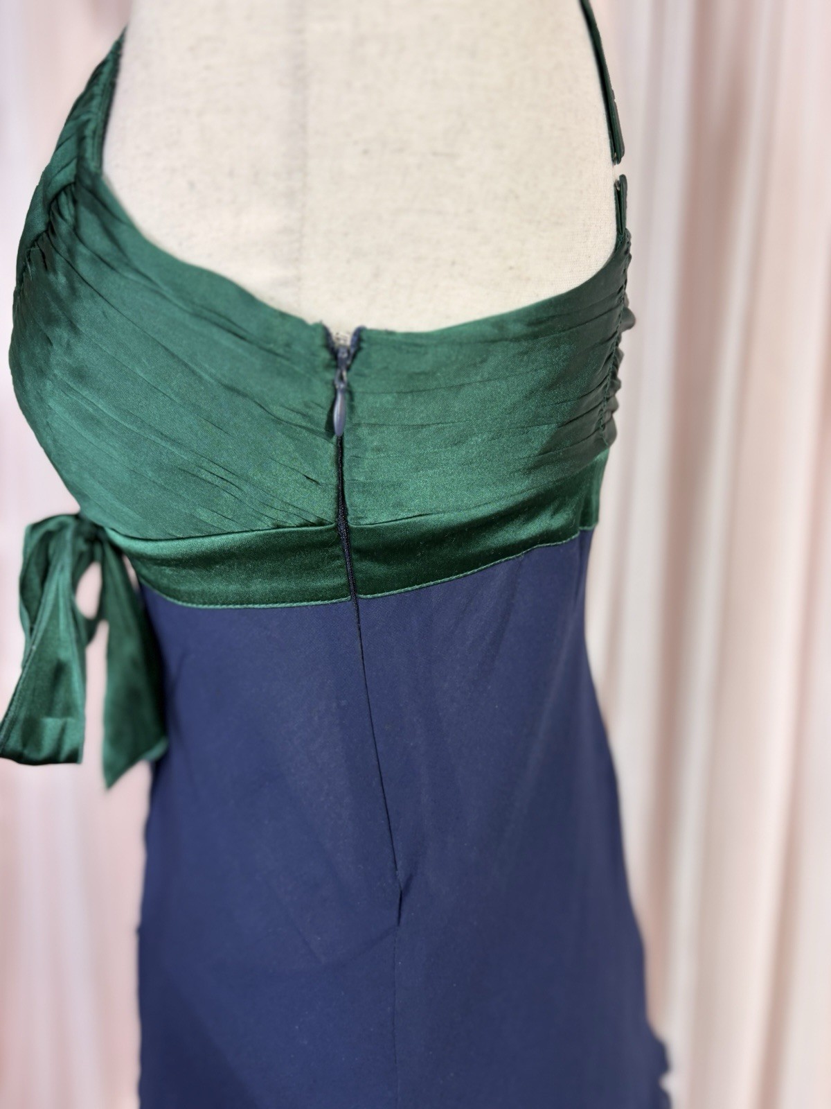 Bebe 100% Silk Cami Top Medium Green Navy Pleated Bow Y2K Going Out