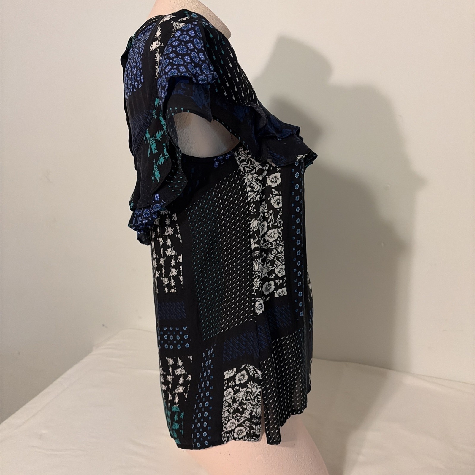 DEREK LAM IO CROSBY Women’s Silk Ruffed Blouse Sz 4 geometric botanical pattern
