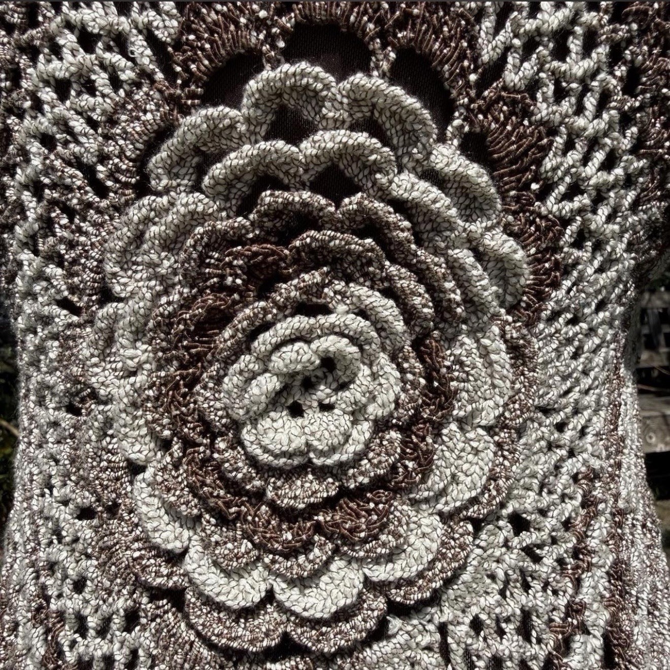 Vtg Y2K Alberto Makali Crochet Knit Mesh Layered Top Brown Metallic Medallion M