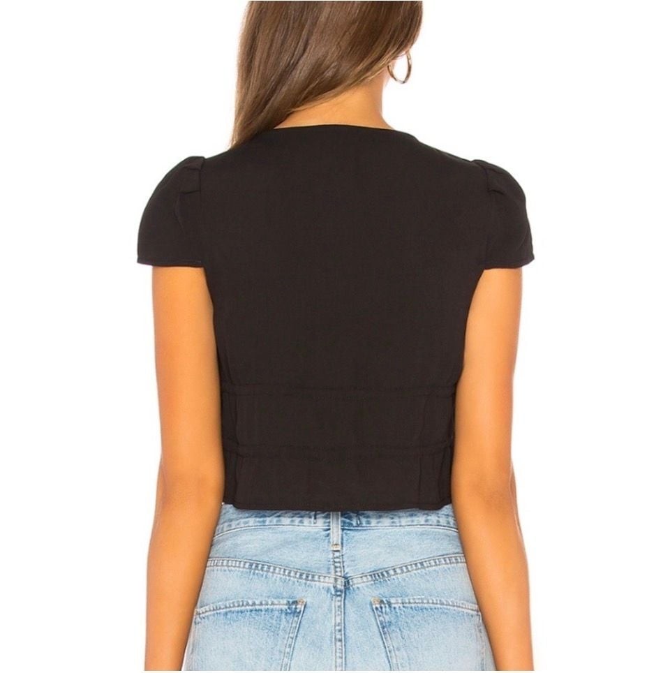 superdown Black Shara Tie Front Flutter Sleeve Crop Blouse Size LFound on Revo