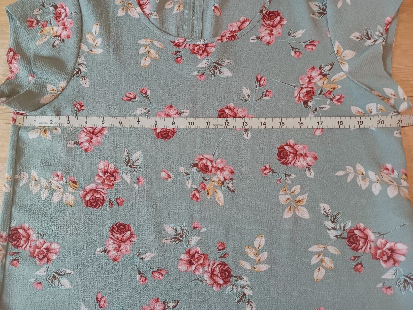 Only Ladies Floral Print Short Sleeve Top Blouse – Size EU40