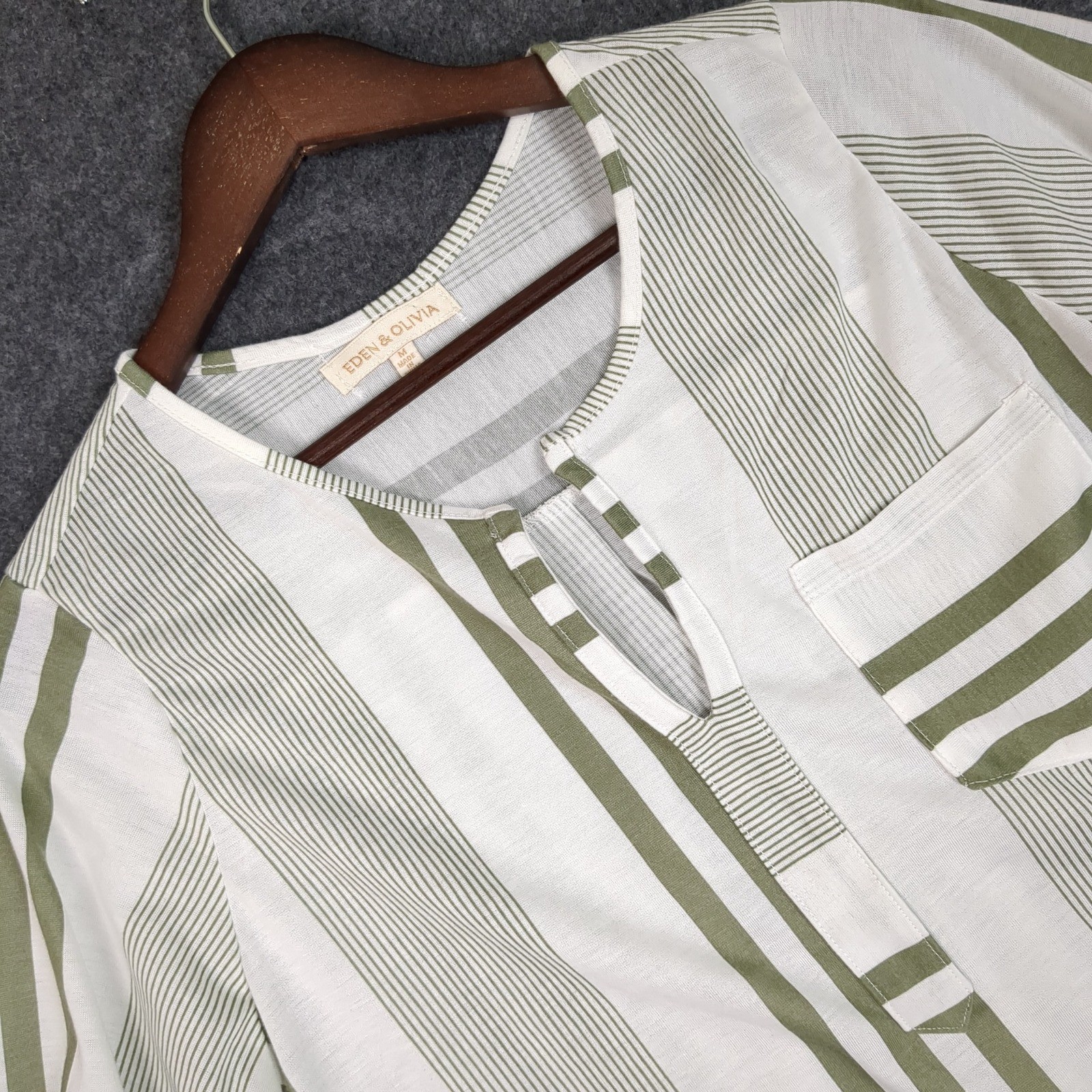 Eden & Olivia Ivory Olive Green Striped Split Neck Roll Tab Sleeve Tunic Top M