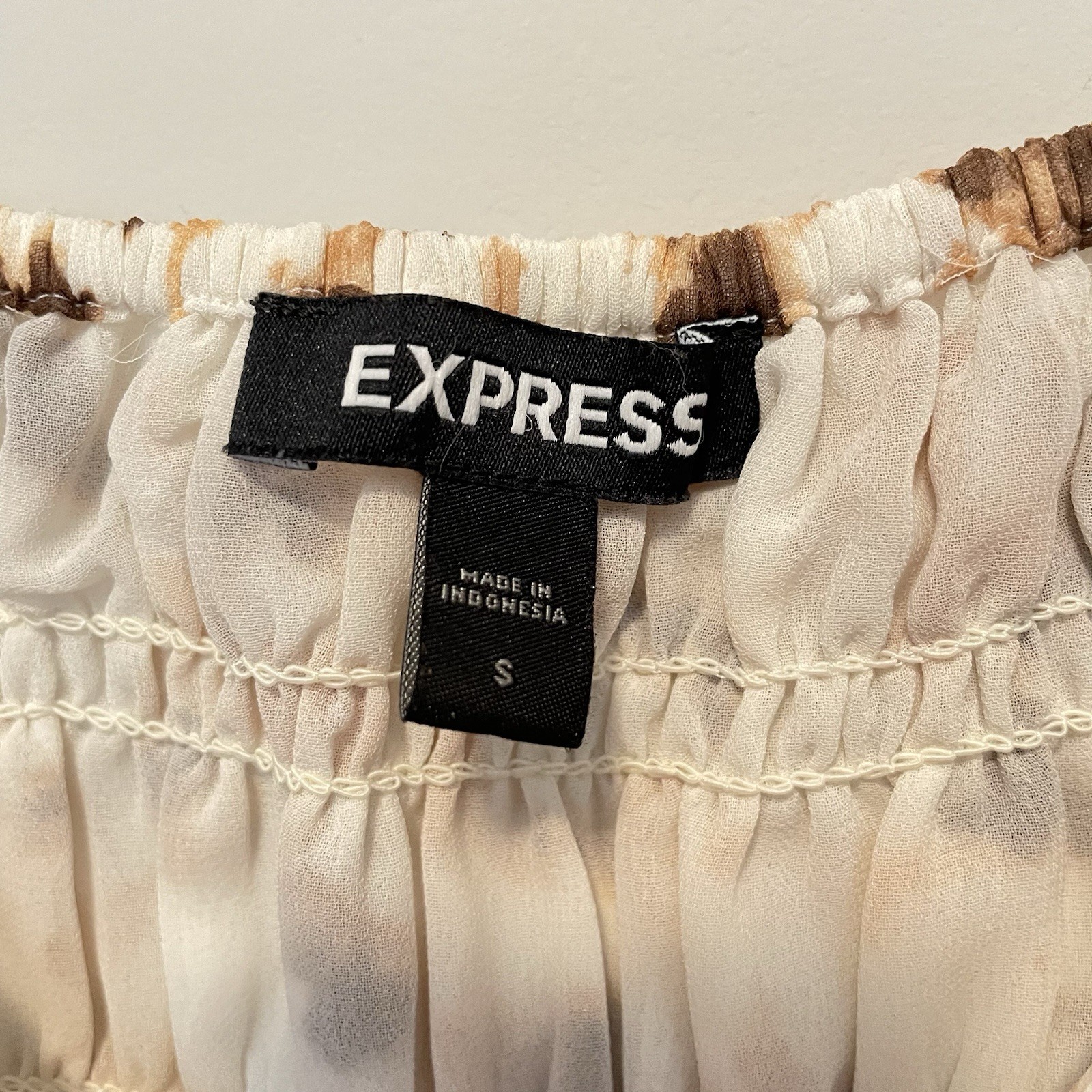 Express Abstract Smocked Crop Top Small Puff Sleeve Boho Cottagecore Western