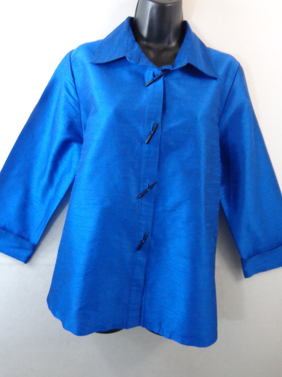 IC By Connie K Blouse Women’s L Blue Toggle Front Collared Tunic Top 3/4 Sleeve