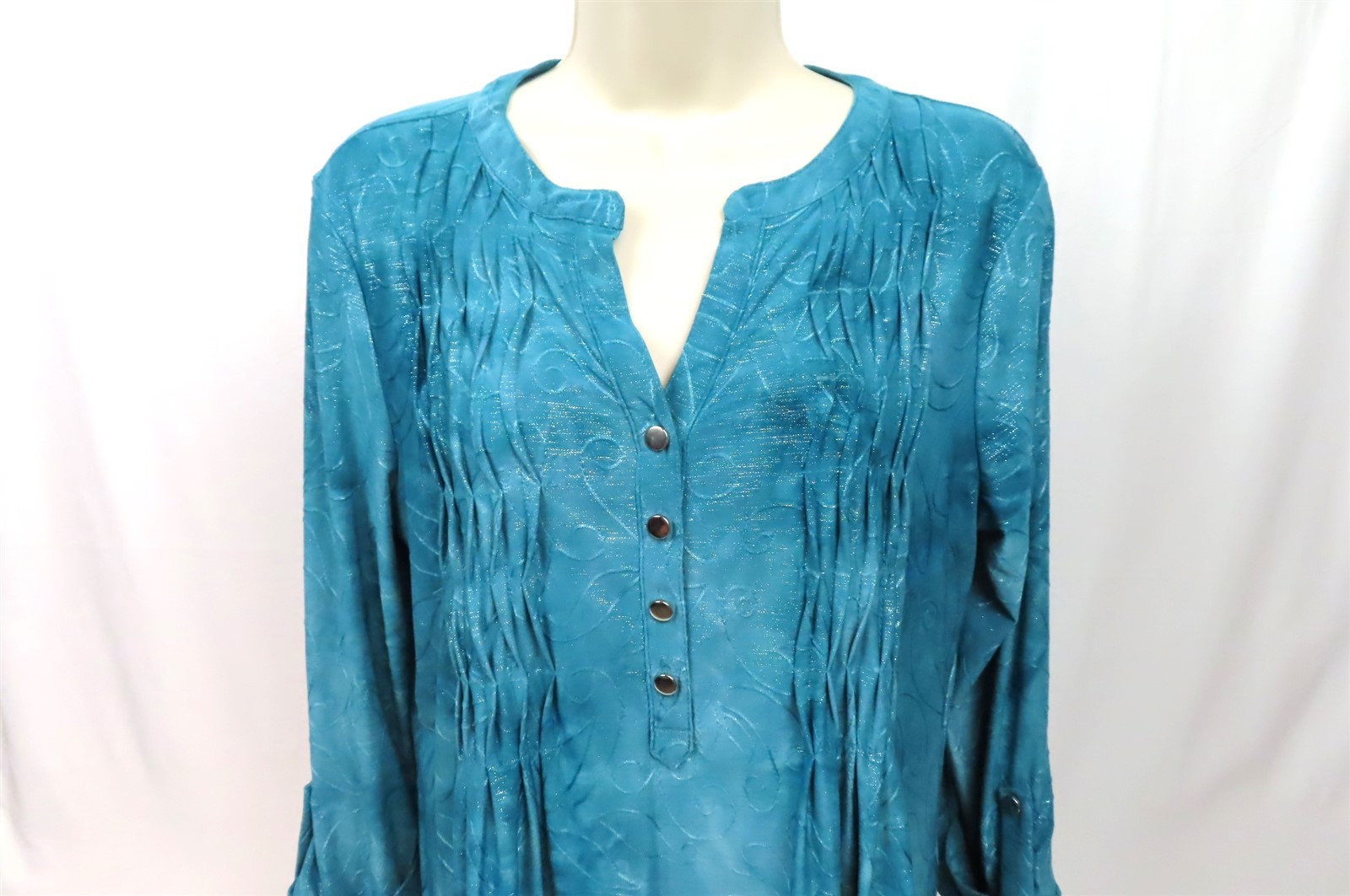 New Directions Womens Blouse M Medium Teal & Silver Metallic Shark-bite Hem NWT