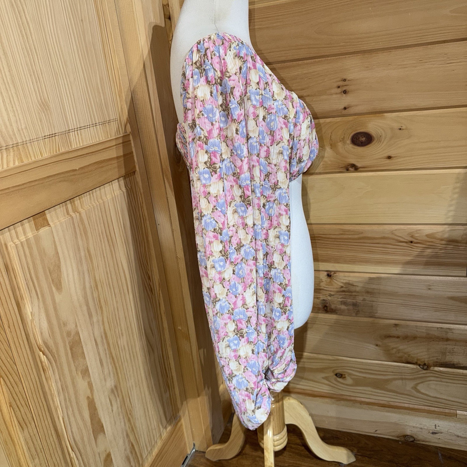 Princess Polly Garden Long Sleeve Top Pink Floral NWT Crop Size 4