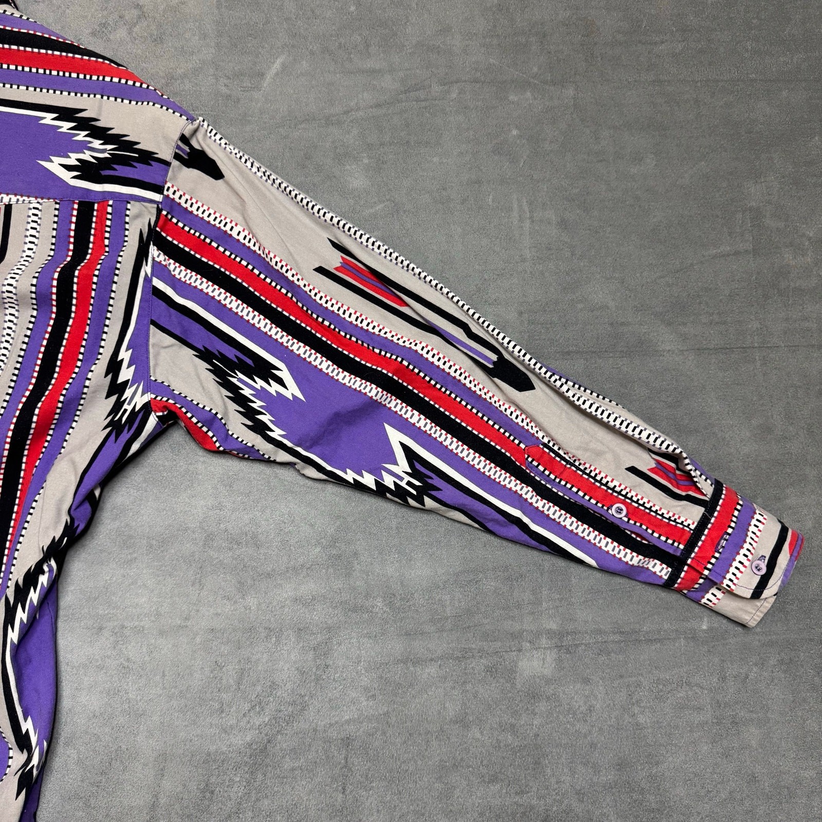 Vtg Wrangler 90’s Tribal Aztec Pattern Medium Native Western Shirt Buttondown