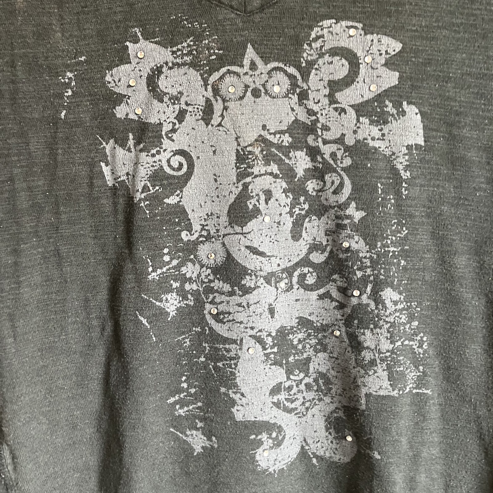Earth Yoga Bling Graphic Organic Cotton Bamboo Sustainable V Neck Tee Large