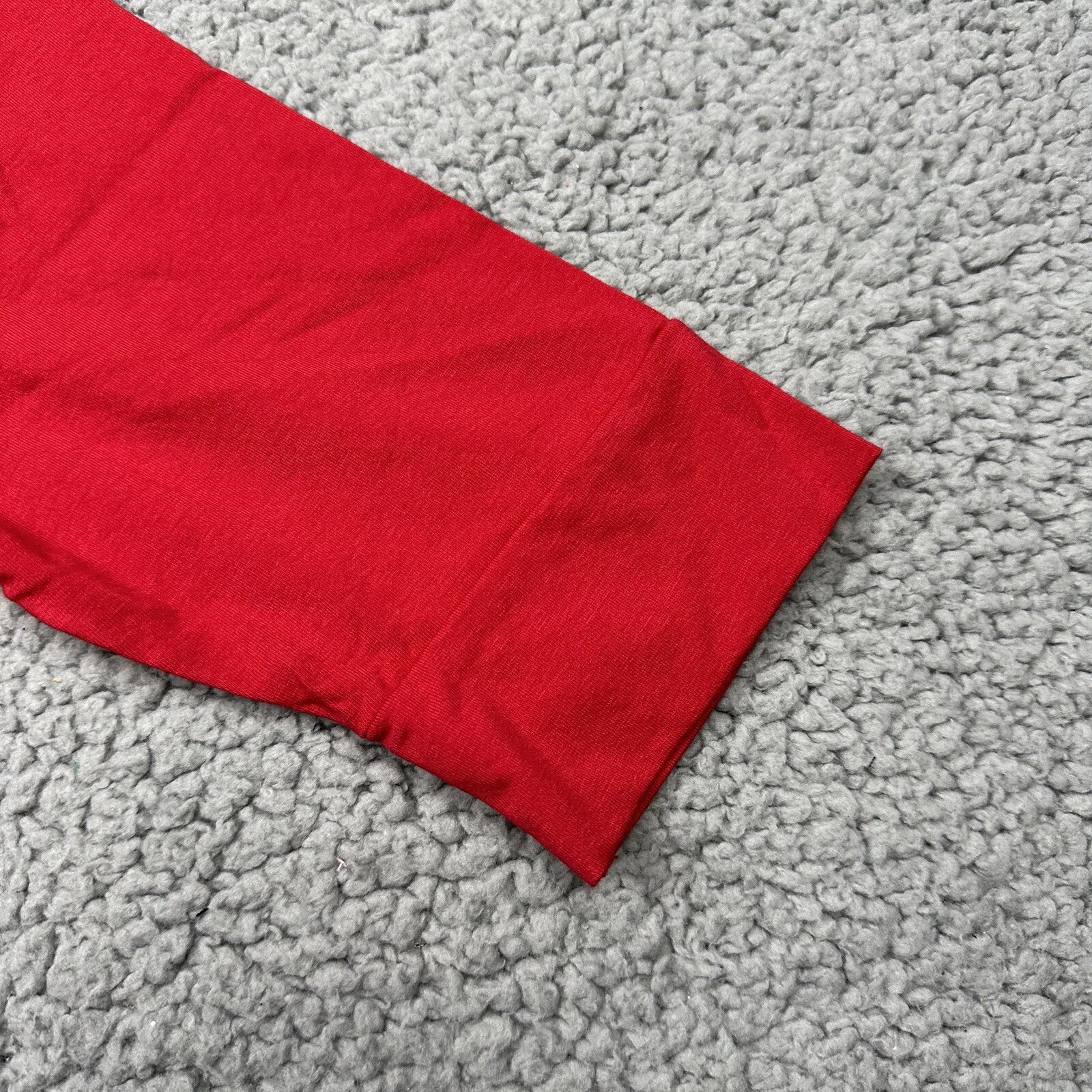 Active Basic Shirt Womens Medium 1/2 Sleeve Red Tee Slim Fit V Neck Stretch