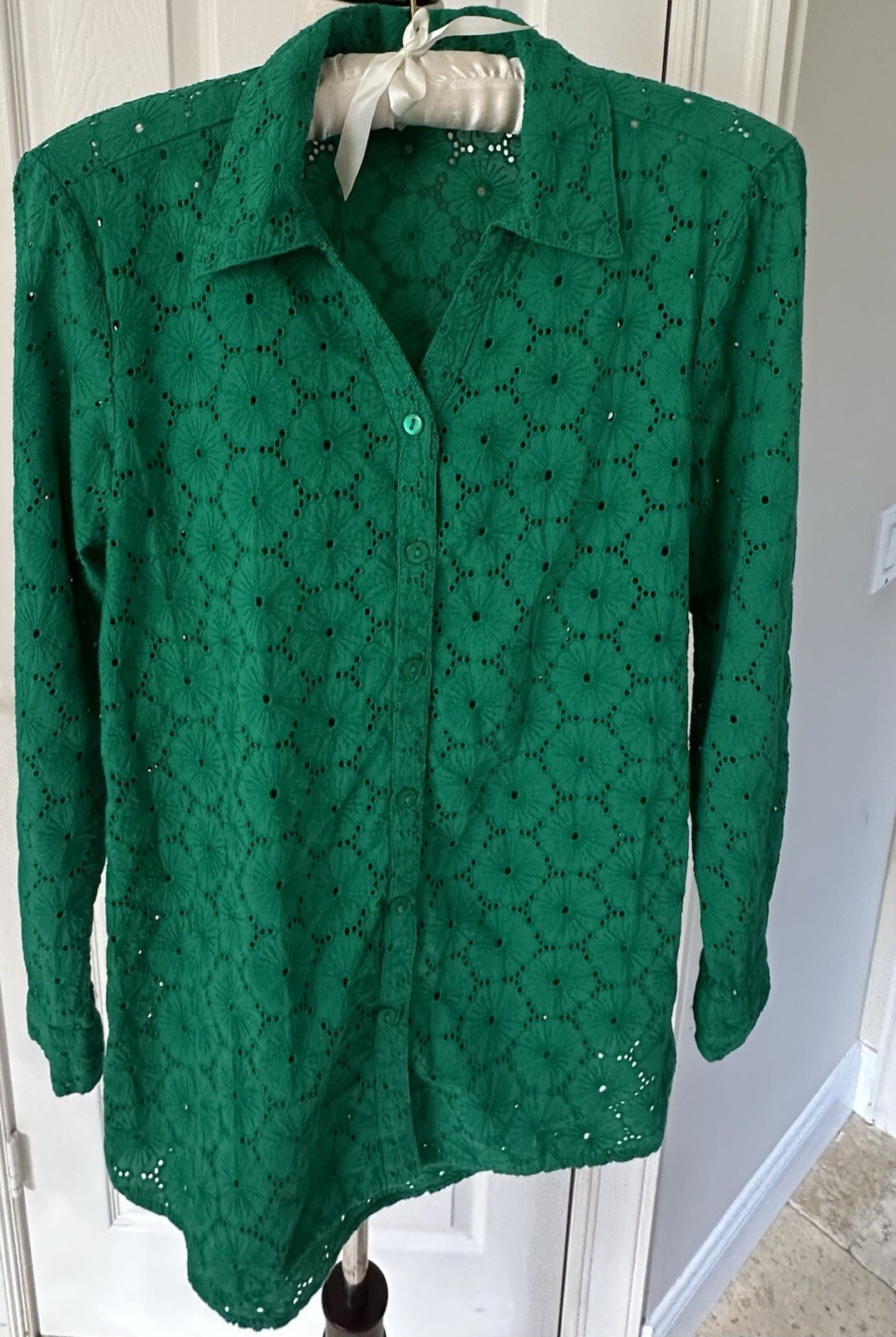 Nicole Miller Artelier Blouse Top Kelly Green Floral Eyelet Women’s Size XS