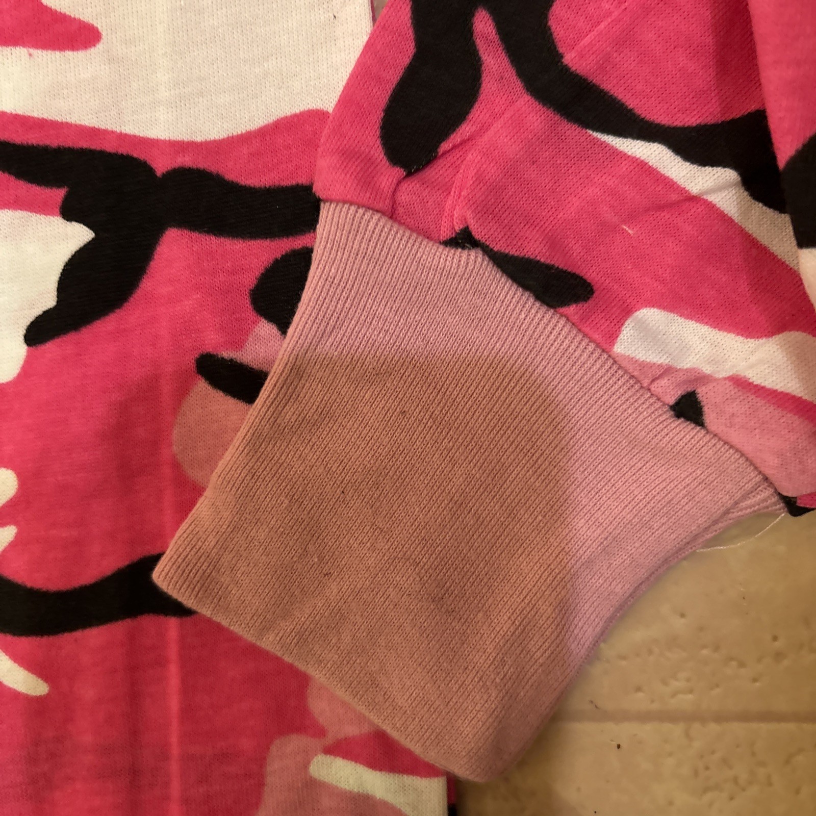 Rothco Pink Military Hunting Camouflage Long Sleeve T-Shirt Never Worn. Size L.