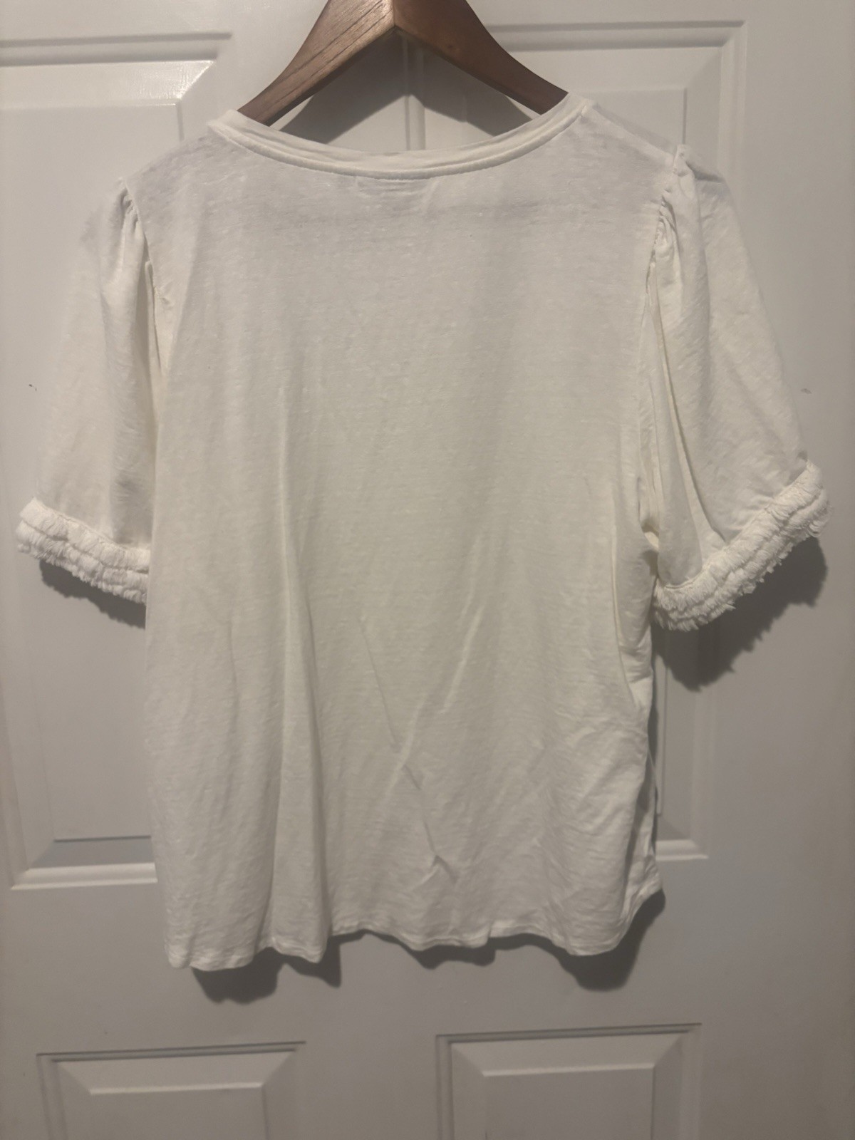 Chico’s Top Women’s White T-Shirt 2 (12/14) Ruffle Fringe Short Sleeve Large