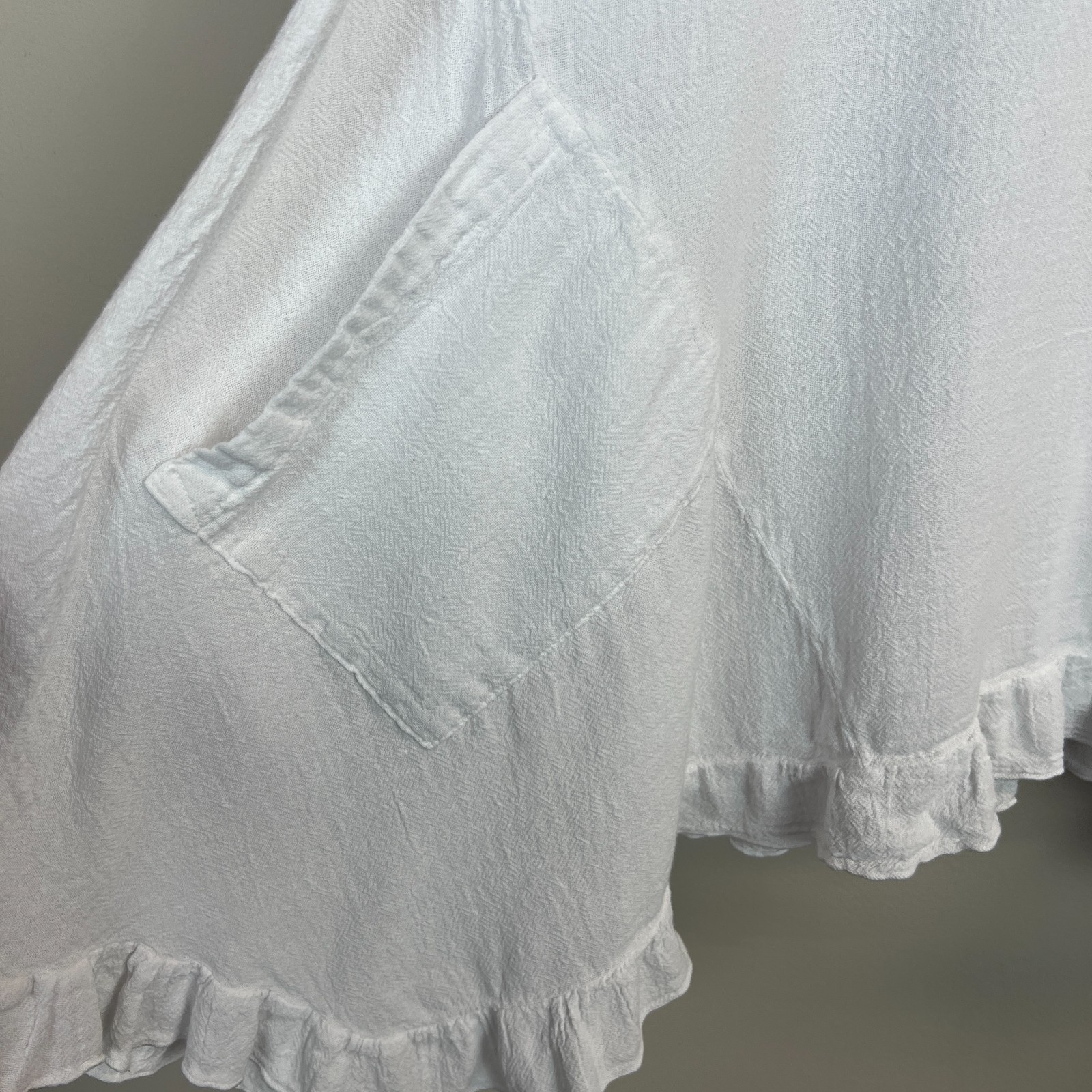 Oh My Gauze! Tunic Top Womens 2 L/XL White Cotton Ruffle Boho Coastal Beachy Art