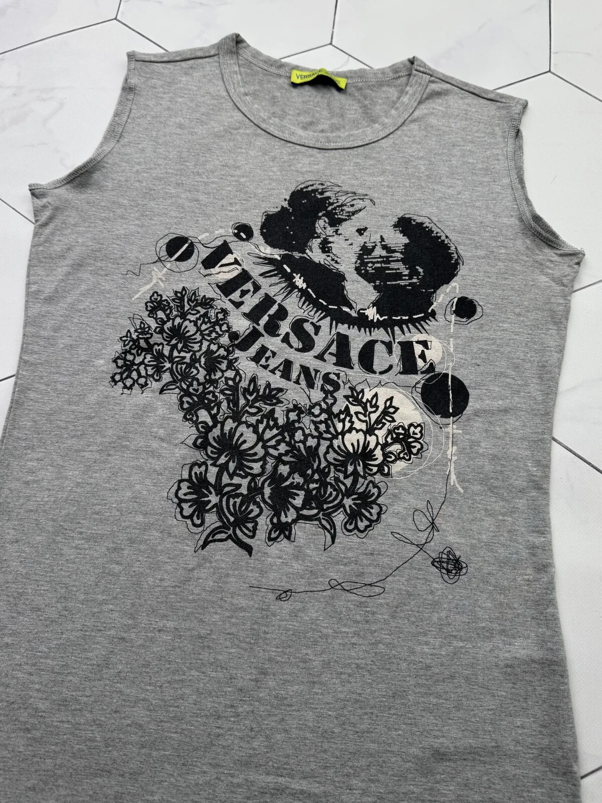 Versace Jeans Vintage Tank Top Womens Gray Graphic Sleeveless Y2K Designer Shirt