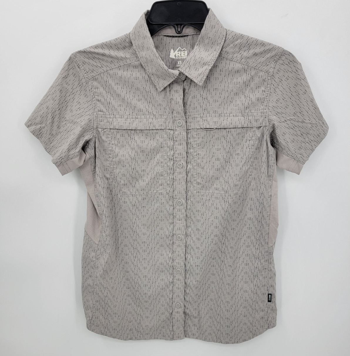 REI Coop Top Womens XS Gray Geo Print Short Sleeve Performance Button Up Outdoor