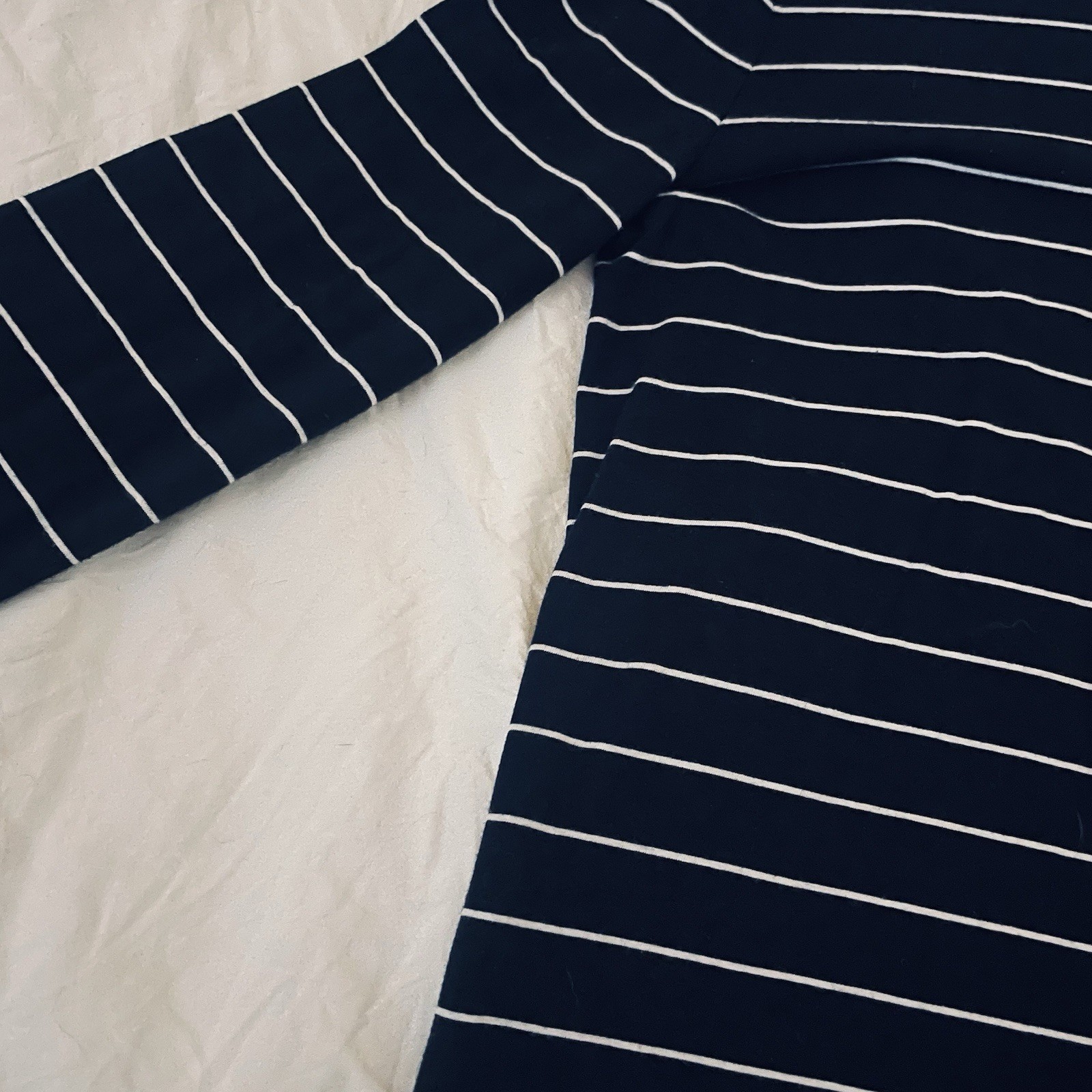 Banana Republic Timeless Tee Black White Striped V-Neck Long Sleeve T-Shirt S/P
