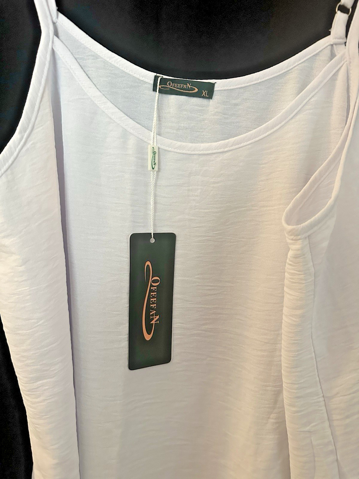 NWT – OFEEFAN White Textured Knit Camisole – XL – Scoop Neck, Adjustable Straps