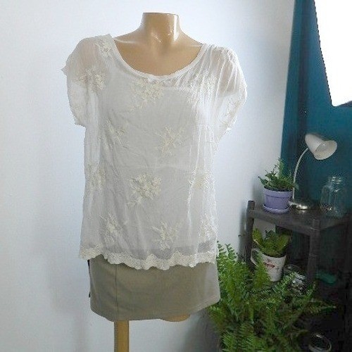 Angela Moda Italy Silk Blouse Womens Medium White Floral Embroidered Layered