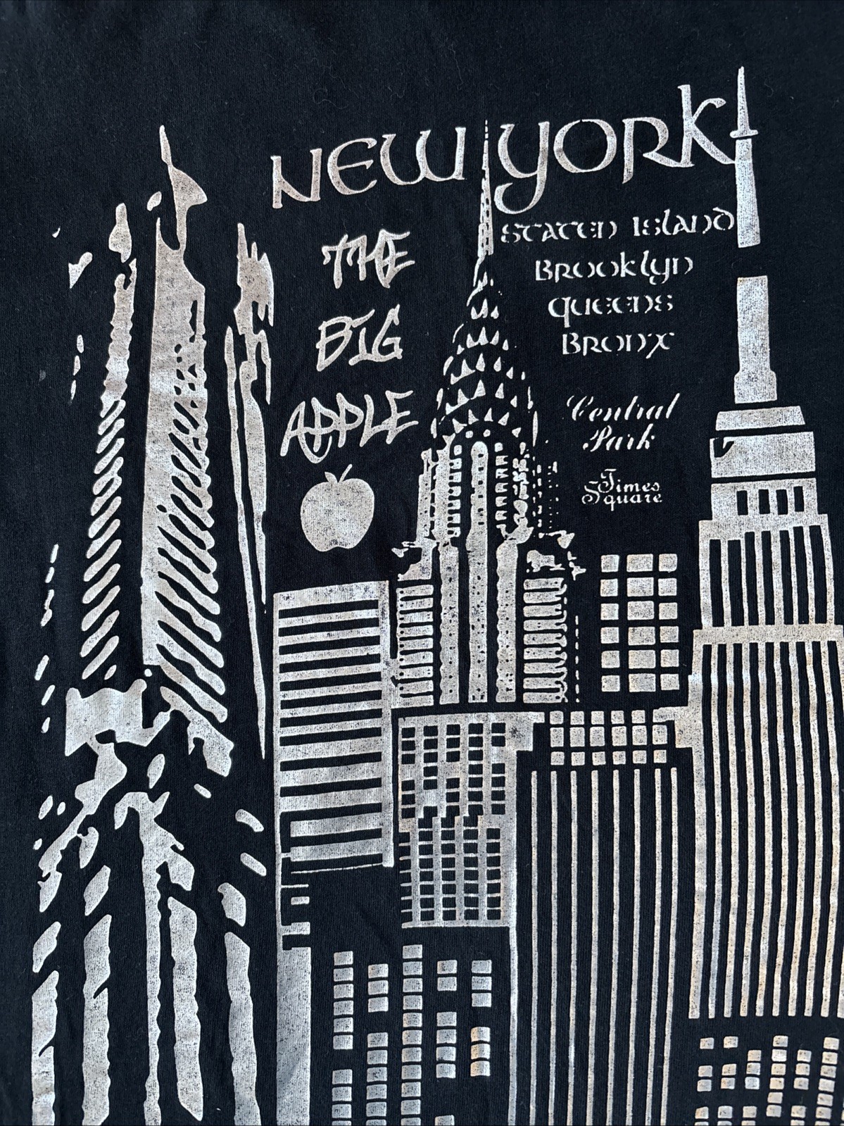 New York Manhattan T Shirt Womens M Black Slim Crew Tee Silver Graphic Ladies