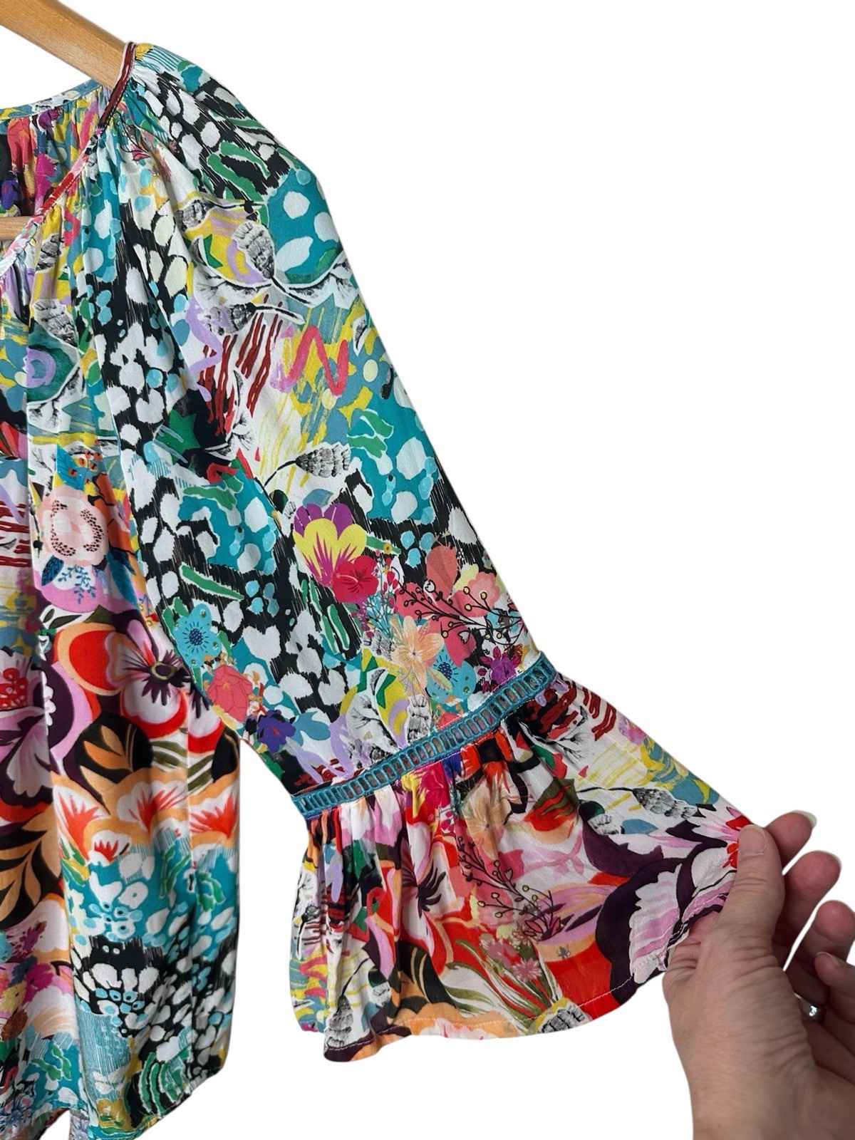 Shana Tropical Floral Top Size Medium High Low Hem Bell Sleeves Ladder Lace Trim