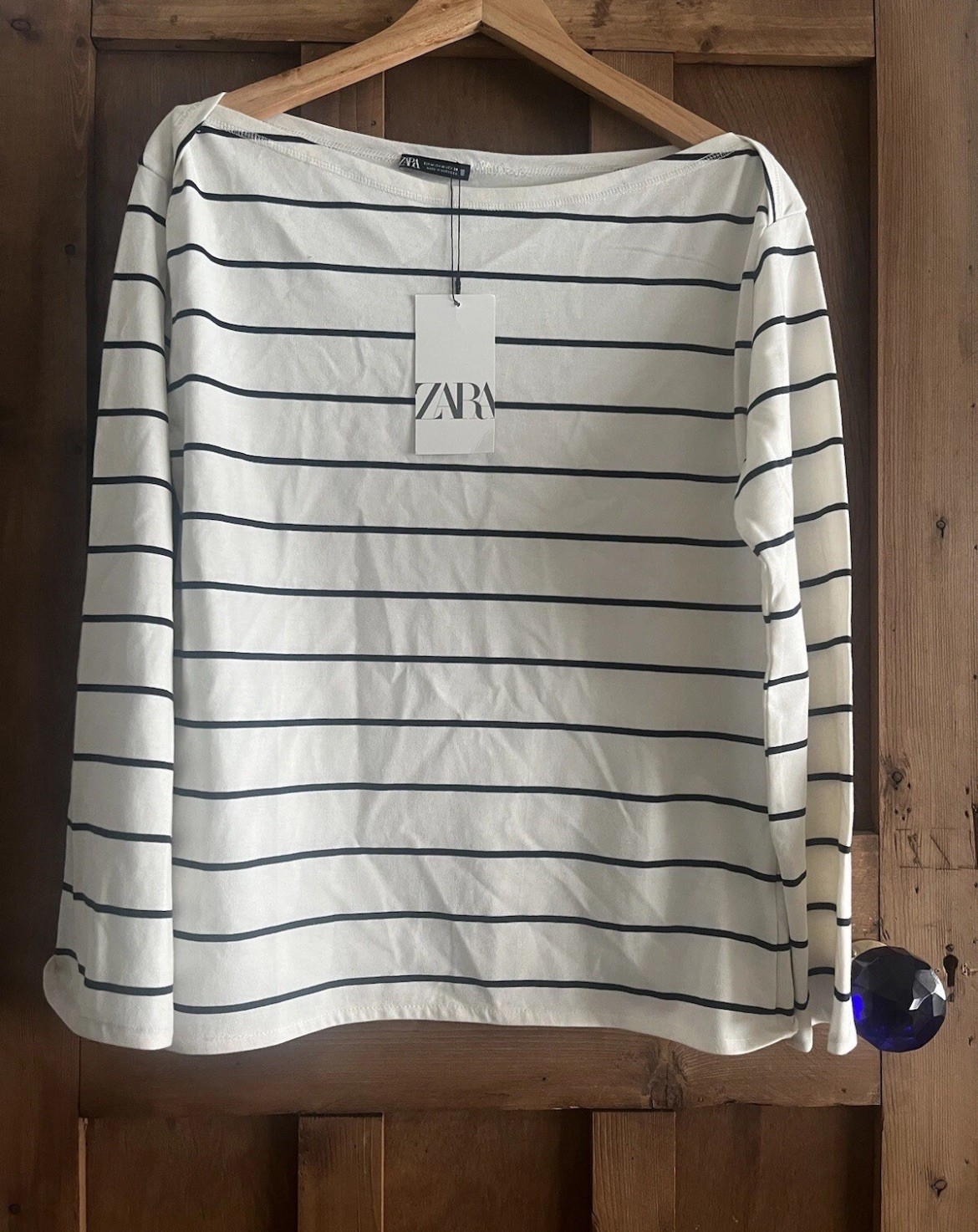 Size Medium ZARA REGULAR FIT – BOAT NECK – STANDARD LENGTH – LONG SLEEVE T-Shirt