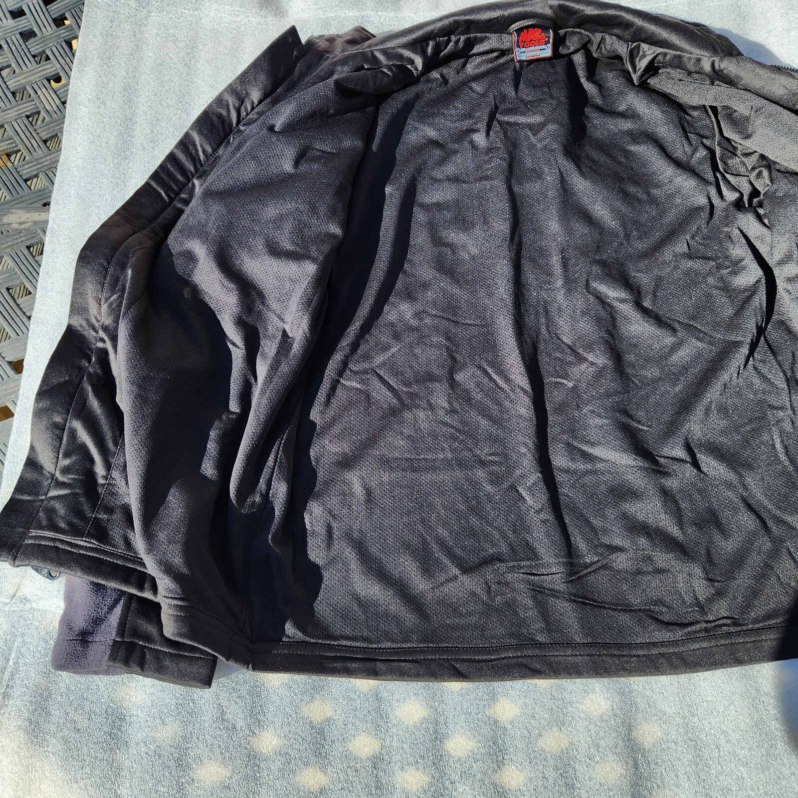 MAC TOOLS Sz L Black/Gray Softshell Zip Jacket Embroidered Front/Back. CLEAN !