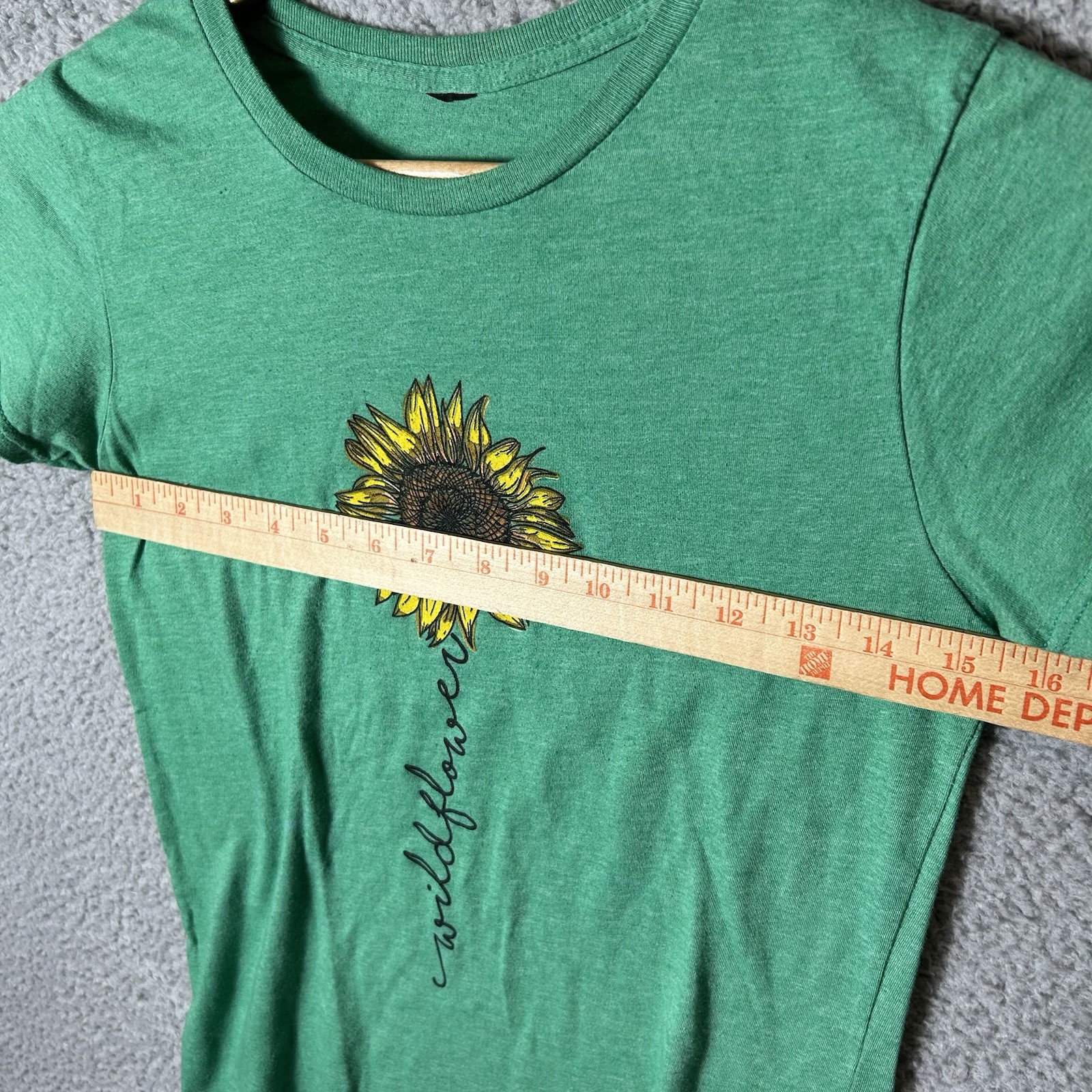 Wildflower Sunflower Graphic Short Sleeve Crew Neck Top Women’s XS Green