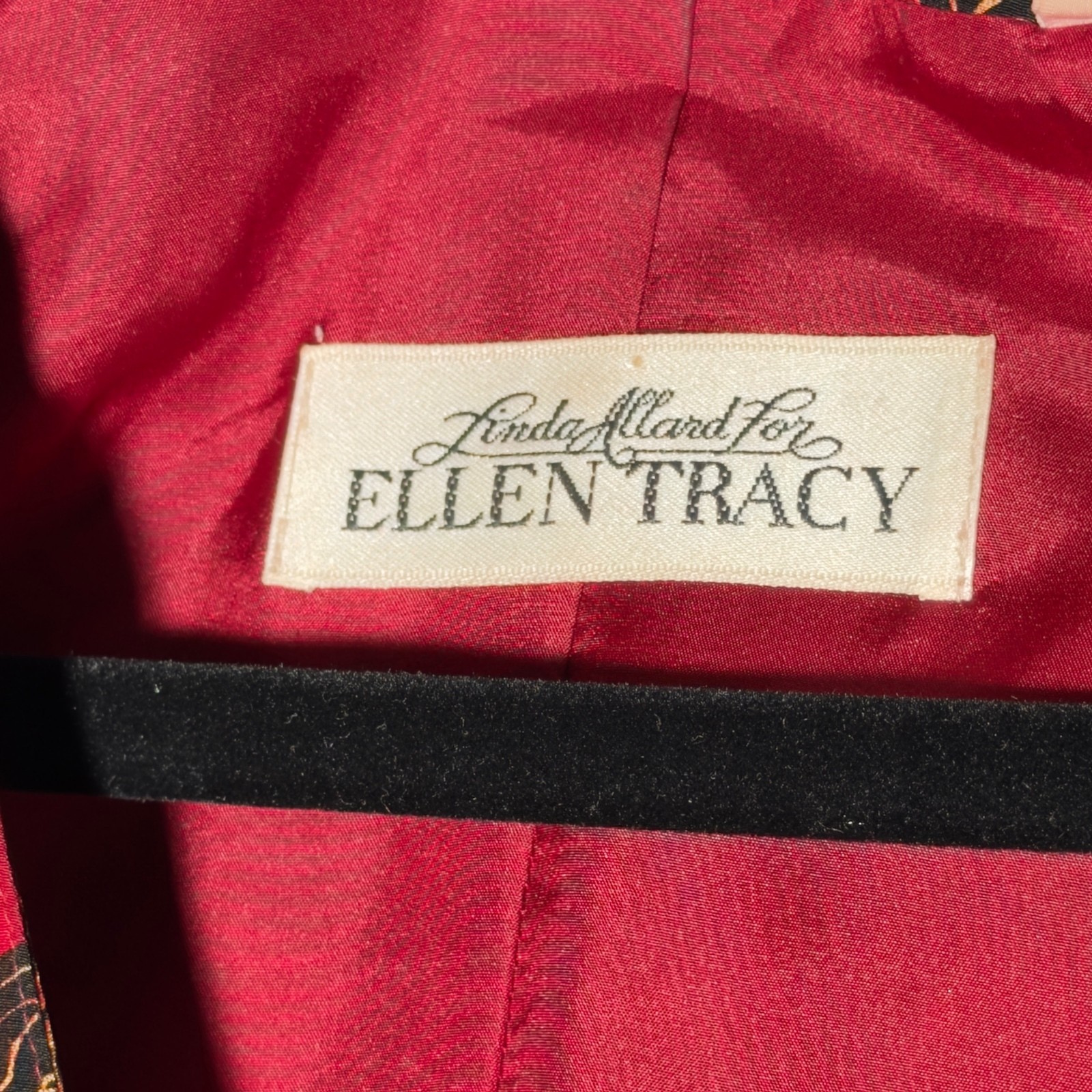 Vintage Ellen Tracy Red Silk Leaf Print Blouse Size Small