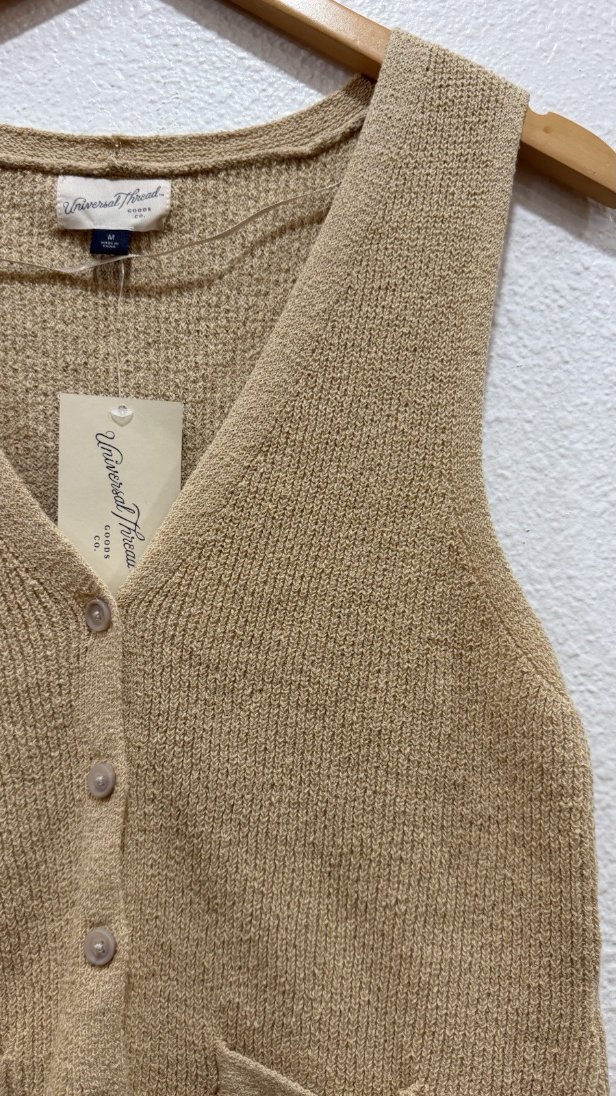 Universal Thread Knit Vest Beige Size M Button Front Pockets