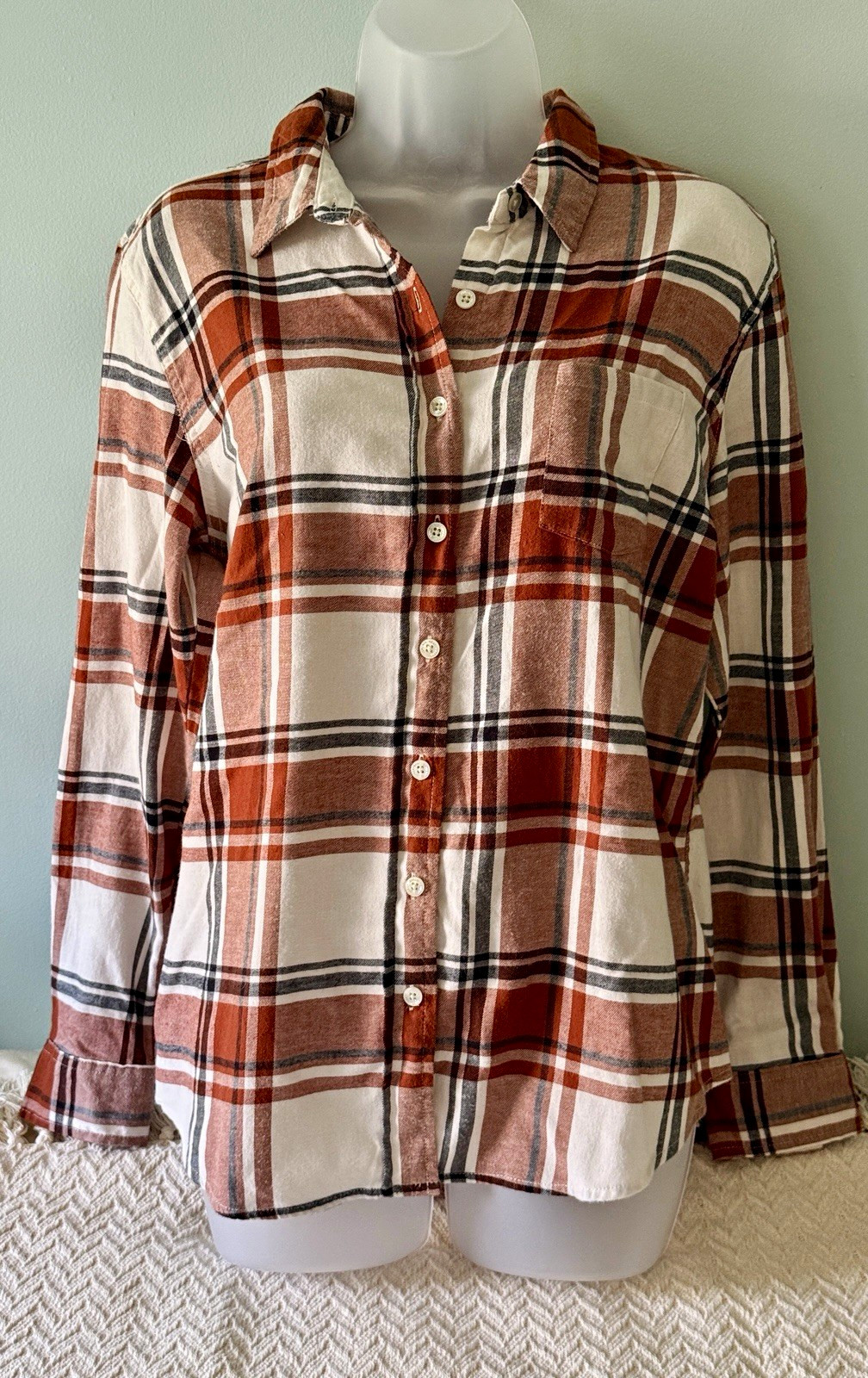 Lot of 2 Weatherproof Women’s L Multicolor Plaid Flannel Stretch Button-Up