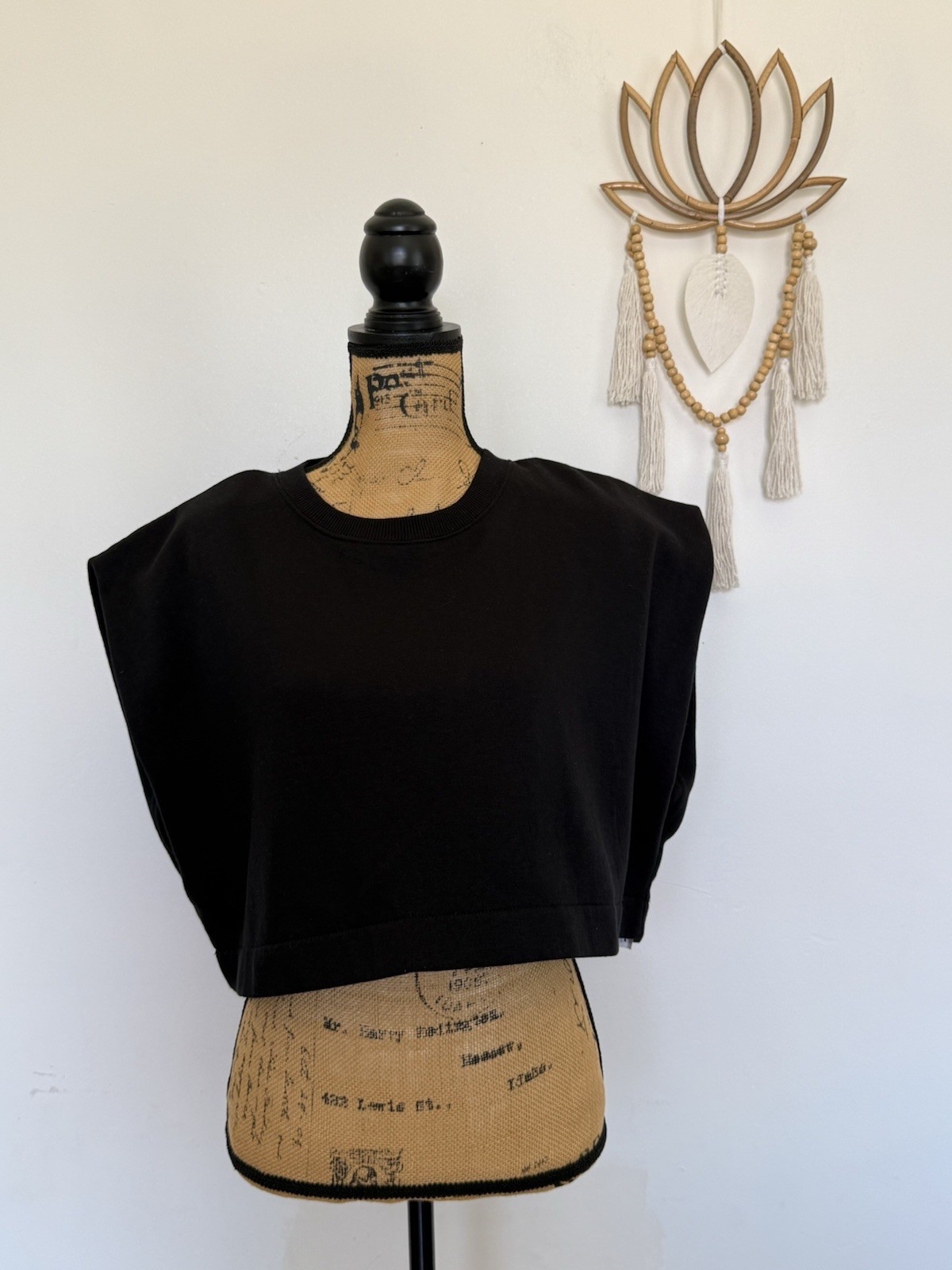 Zara Black Sleeveless Boxy Loose Fit Crewneck Cropped Sweatshirt Top Size Large