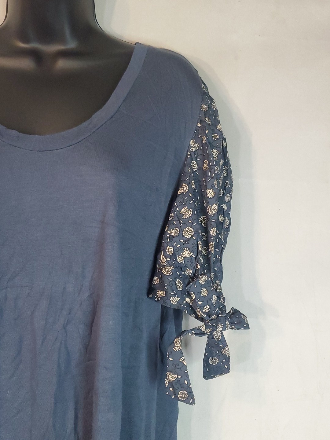 Ann Taylor Puff Sleeve Blouse Women’s Size XL Tie Cuff