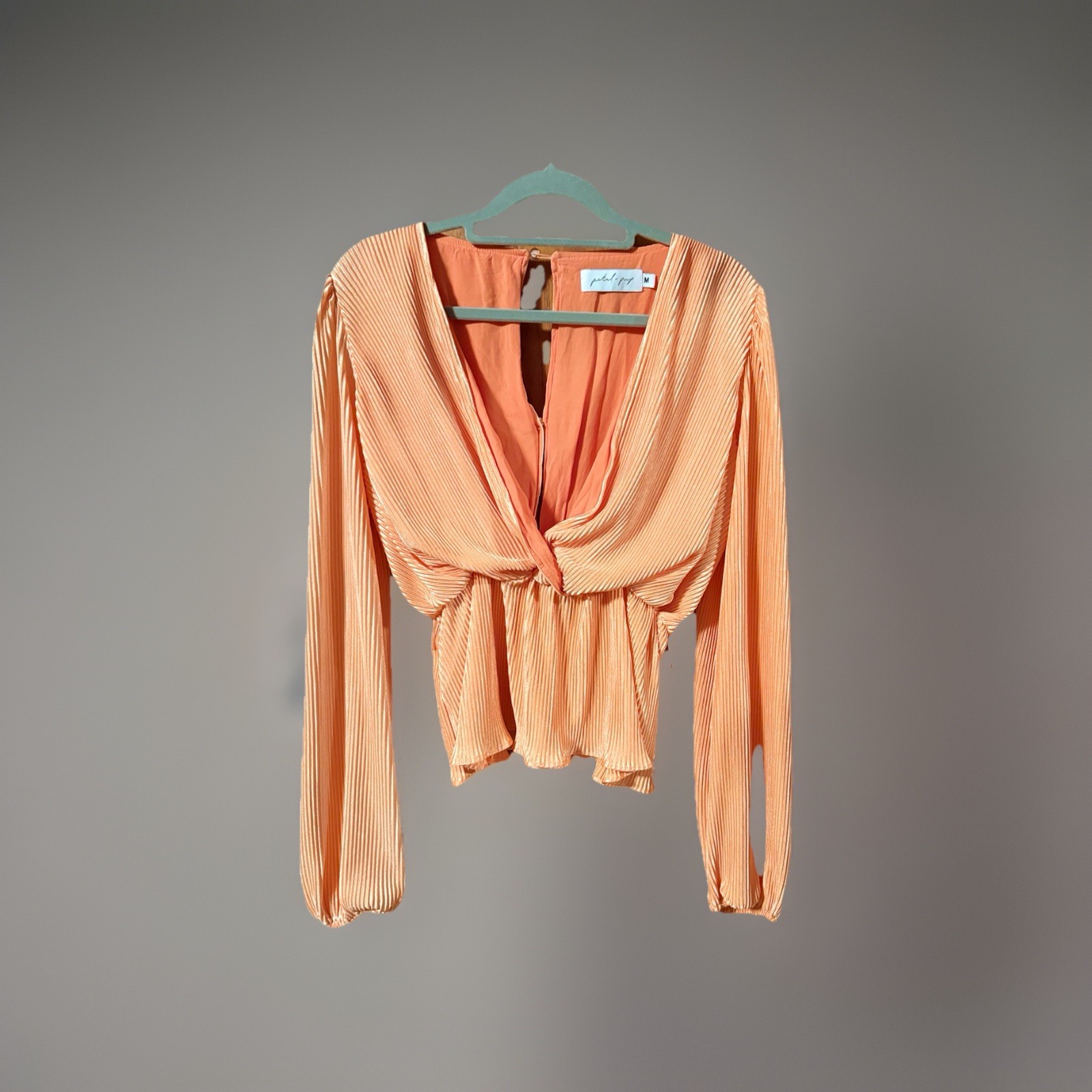 petal + pup Peach Solid Pleated V-Neck Long Sleeve Polyester Blouse M